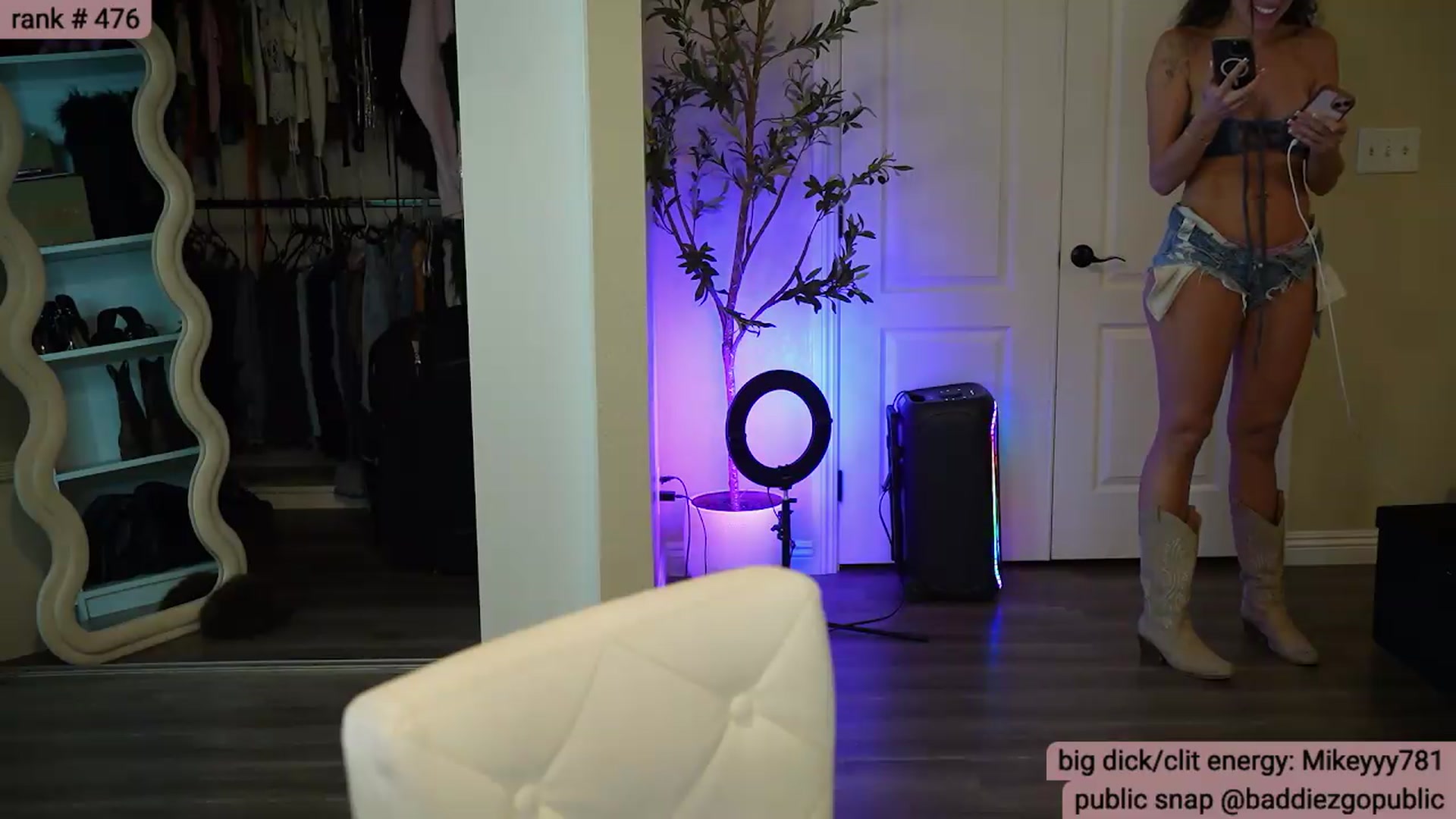 Gallery image thumbnail from KylieNicole's myfreecams stream on, 05/17/2026, 08:27 image 15 of 20