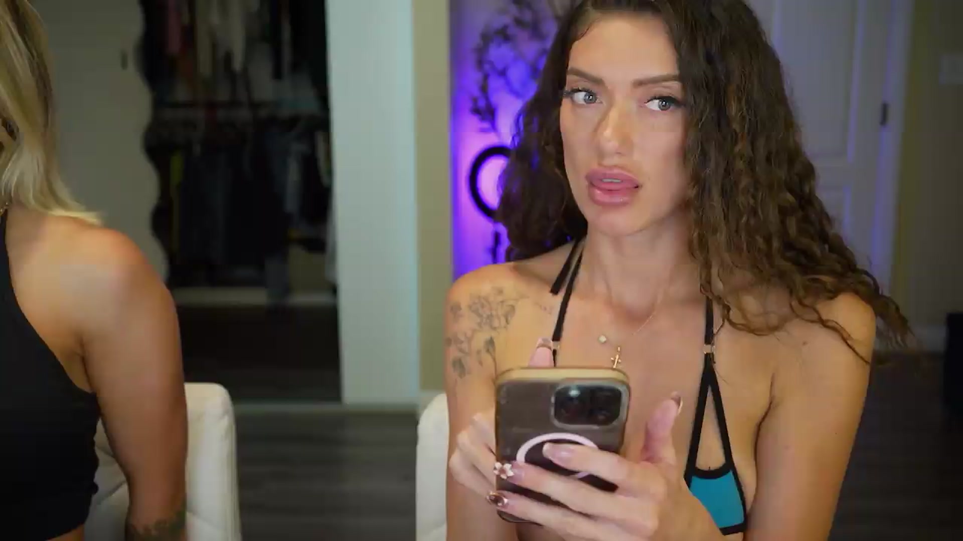 Gallery image thumbnail from KylieNicole's myfreecams stream on, 07/08/2026, 05:57 image 1 of 20