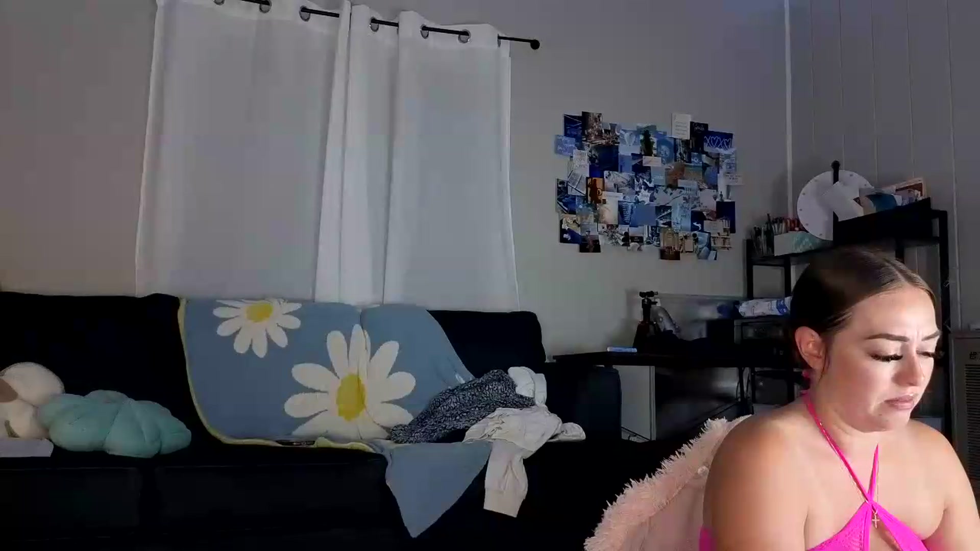 Gallery image thumbnail from KylieNicole's myfreecams stream on, 07/31/2026, 06:39 image 13 of 20