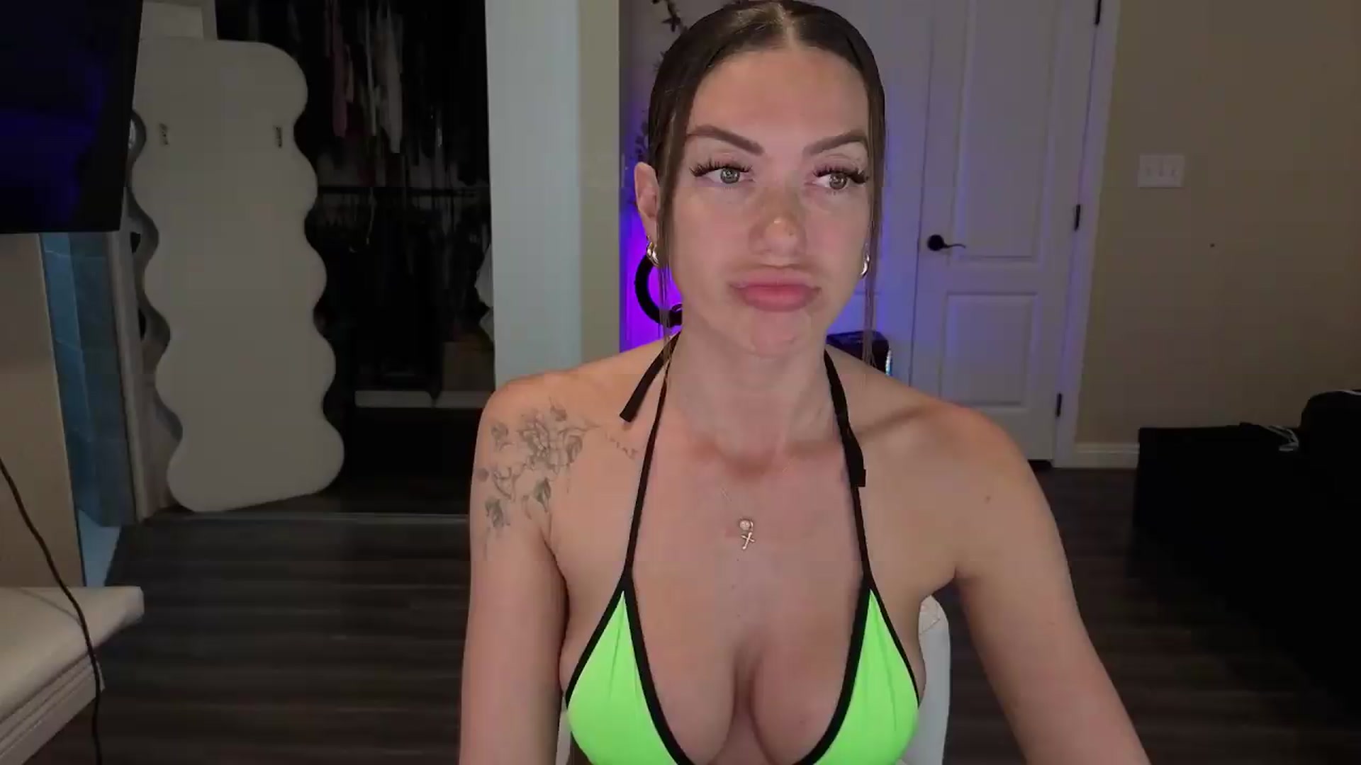 Gallery image thumbnail from KylieNicole's myfreecams stream on, 08/05/2026, 05:34 image 20 of 20