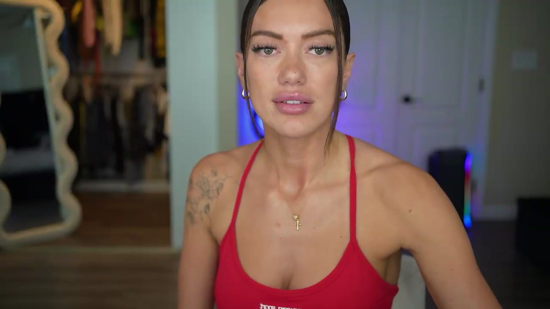Gallery image thumbnail from KylieNicole's myfreecams stream on, 08/15/2026, 01:59 image 14 of 20