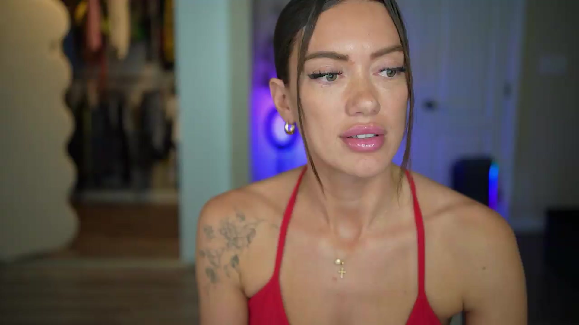 Gallery image thumbnail from KylieNicole's myfreecams stream on, 08/15/2026, 03:40 image 2 of 20