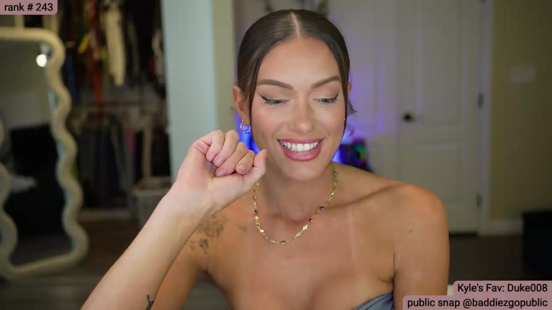 Gallery image thumbnail from KylieNicole's myfreecams stream on, 09/04/2026, 04:46 image 14 of 20