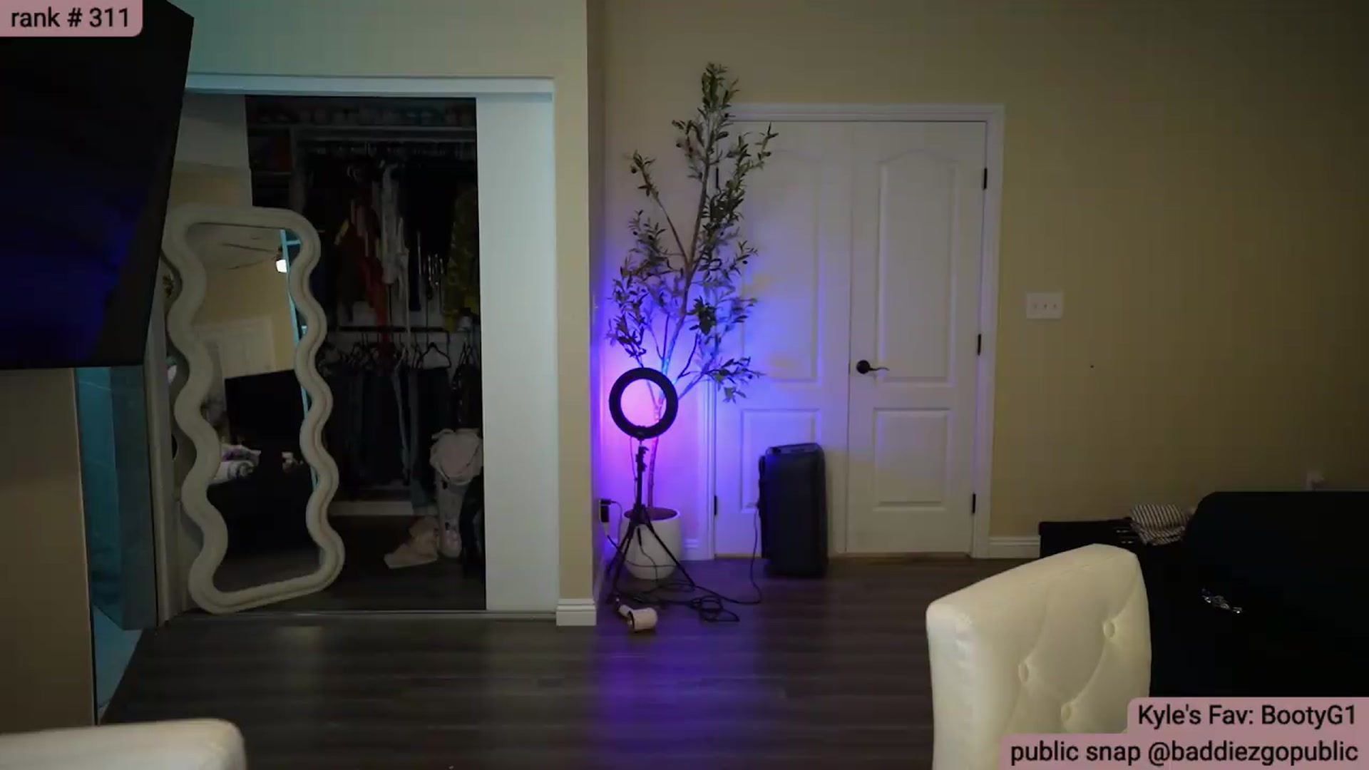 Gallery image thumbnail from KylieNicole's myfreecams stream on, 09/07/2026, 07:41 image 19 of 20