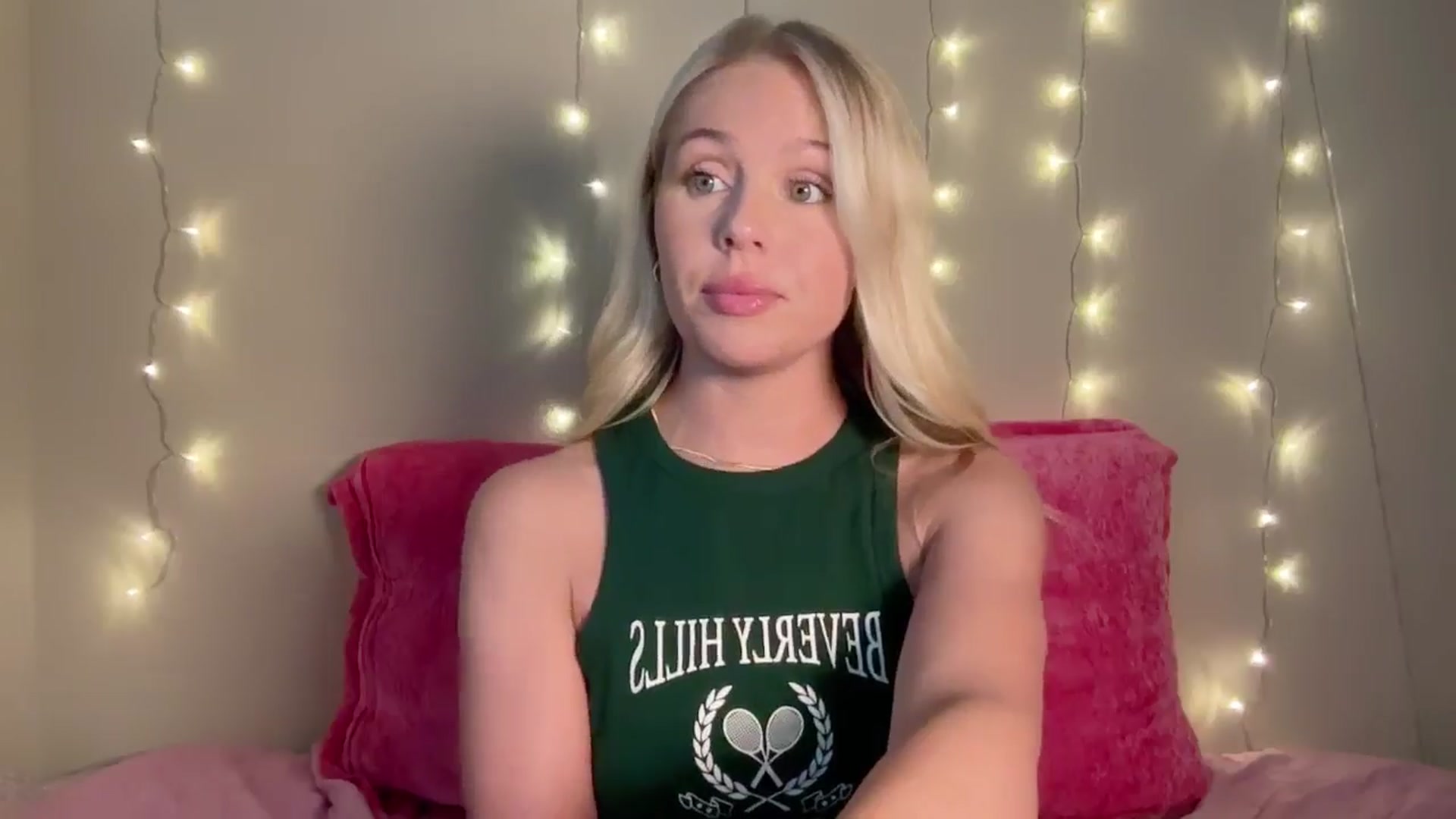 Gallery image thumbnail from Kylie_Baby's myfreecams stream on, 08/23/2024, 13:12 image 2 of 20
