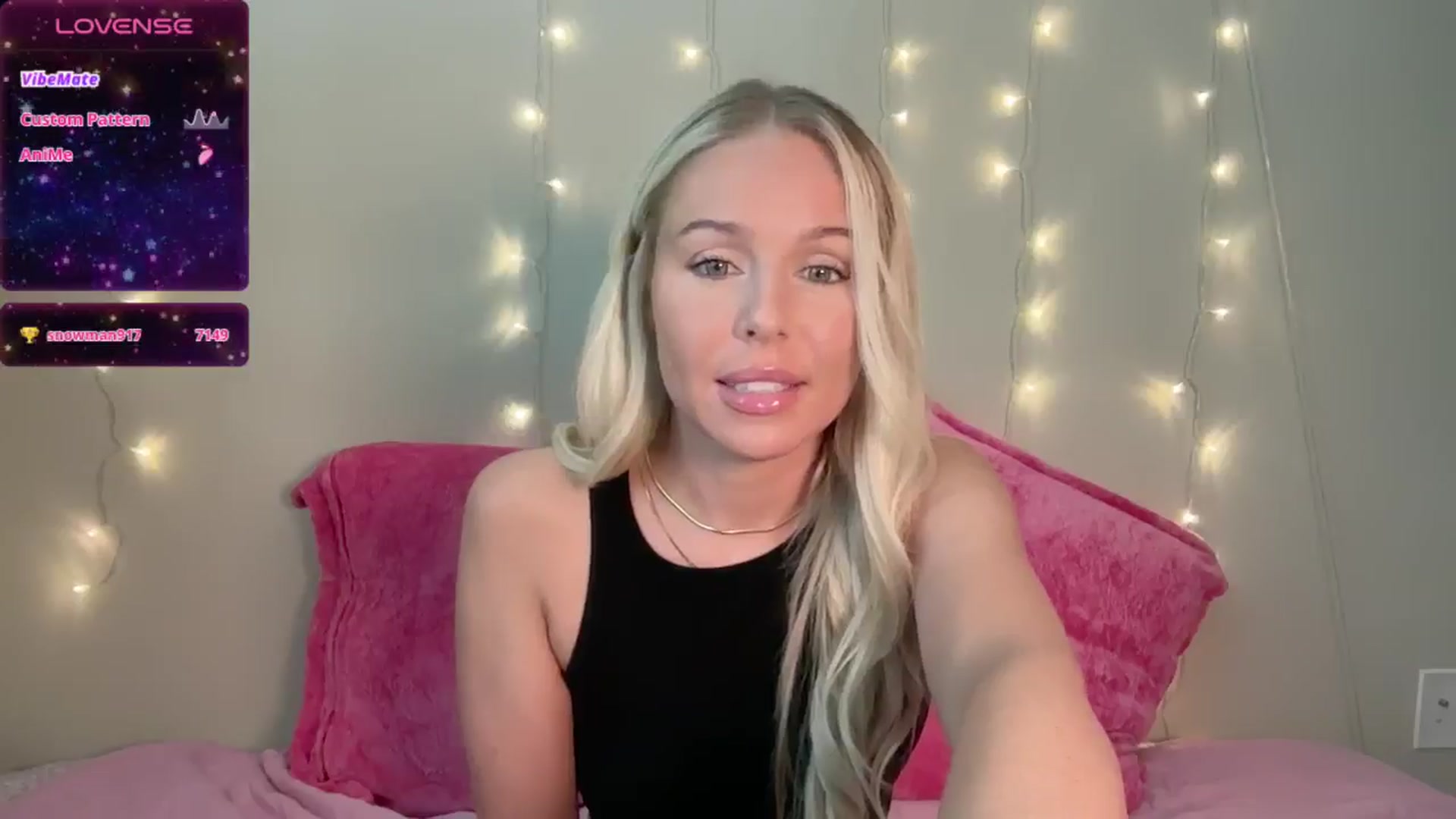Gallery image thumbnail from Kylie_Baby's myfreecams stream on, 08/26/2024, 13:25 image 4 of 20
