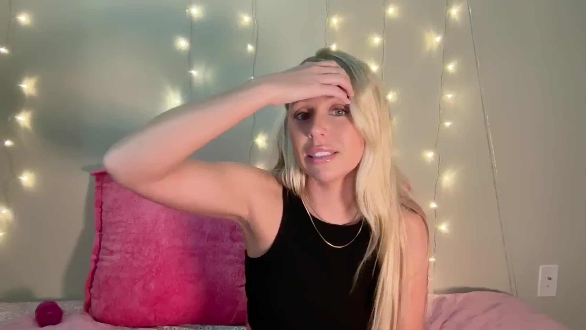 Gallery image thumbnail from Kylie_Baby's myfreecams stream on, 08/28/2024, 12:24 image 7 of 20