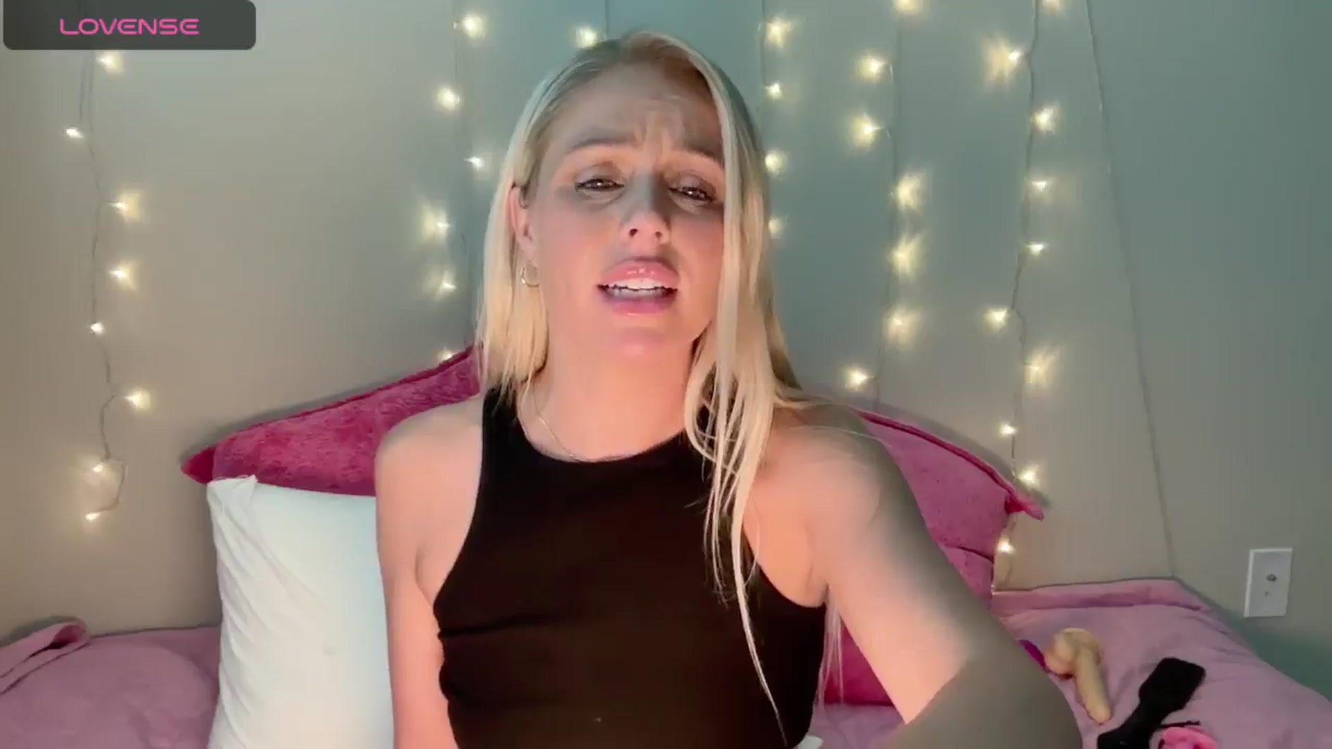 Gallery image thumbnail from Kylie_Baby's myfreecams stream on, 09/03/2024, 13:48 image 7 of 20
