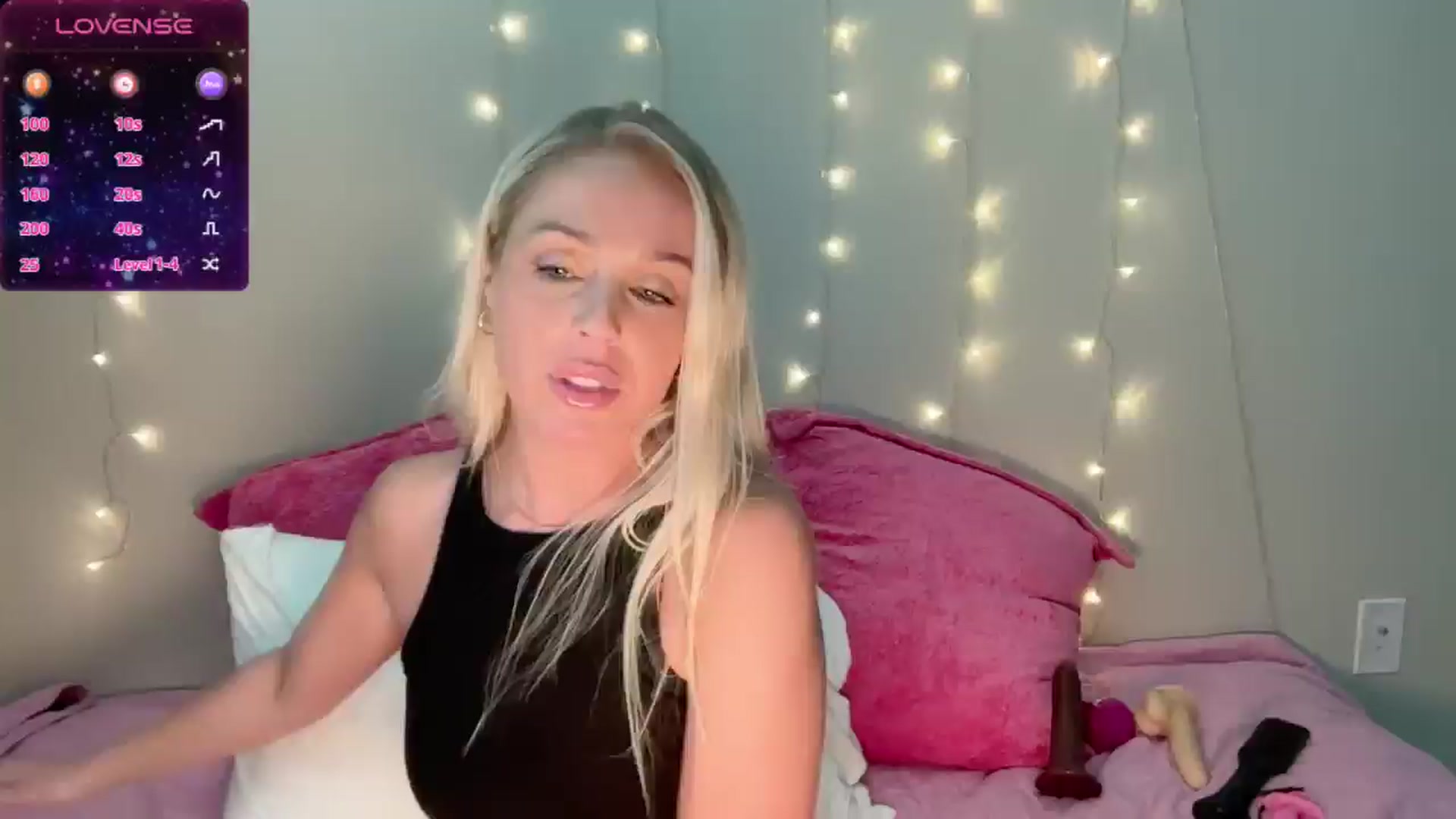 Gallery image thumbnail from Kylie_Baby's myfreecams stream on, 09/03/2024, 13:48 image 15 of 20