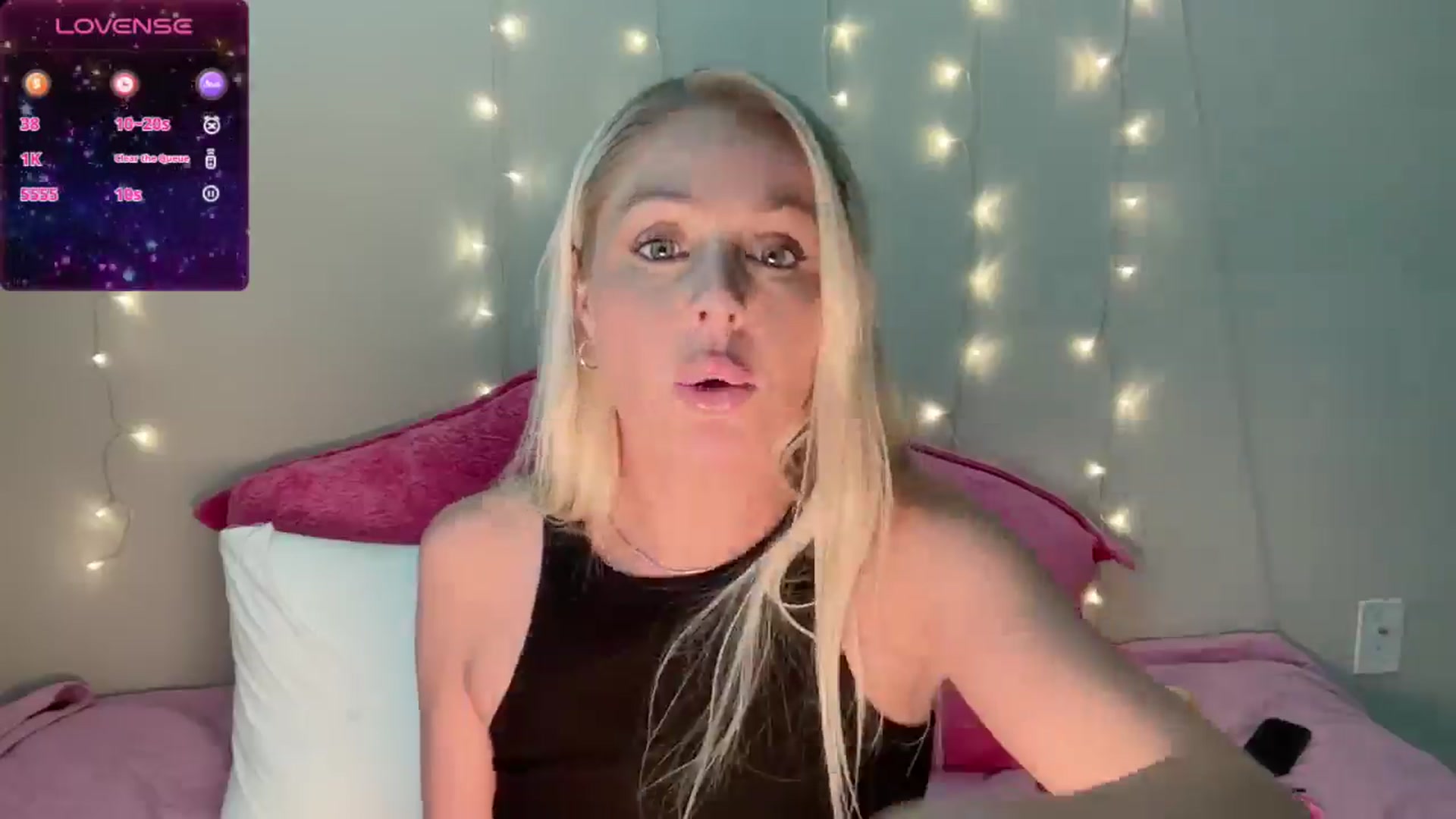 Gallery image thumbnail from Kylie_Baby's myfreecams stream on, 09/03/2024, 13:48 image 16 of 20