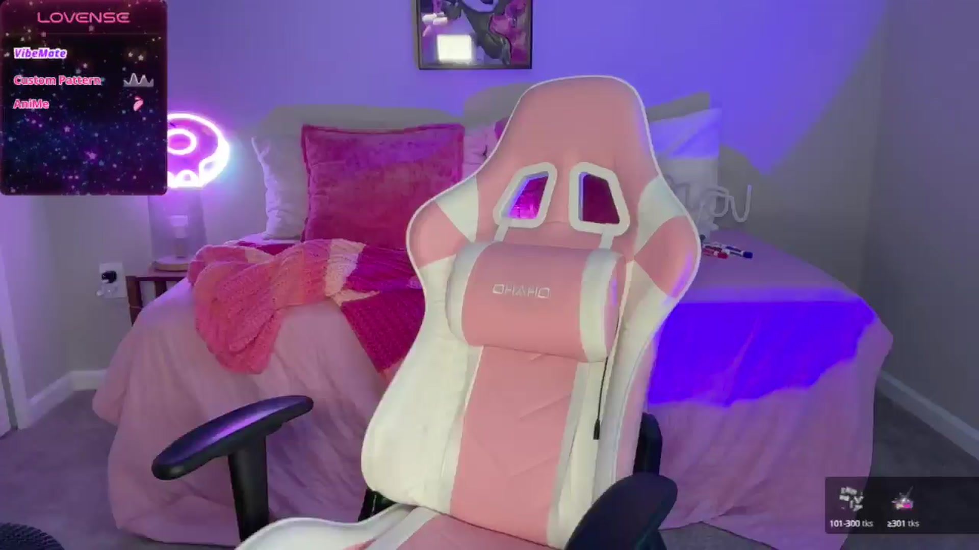 Gallery image thumbnail from Kylie_Baby's myfreecams stream on, 09/09/2024, 19:16 image 4 of 20