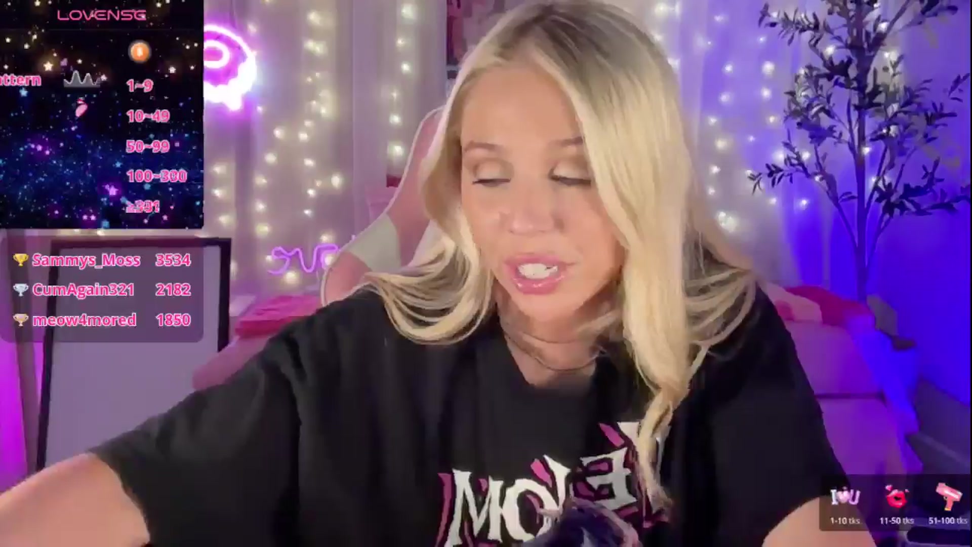 Gallery image thumbnail from Kylie_Baby's myfreecams stream on, 09/16/2024, 01:30 image 3 of 20