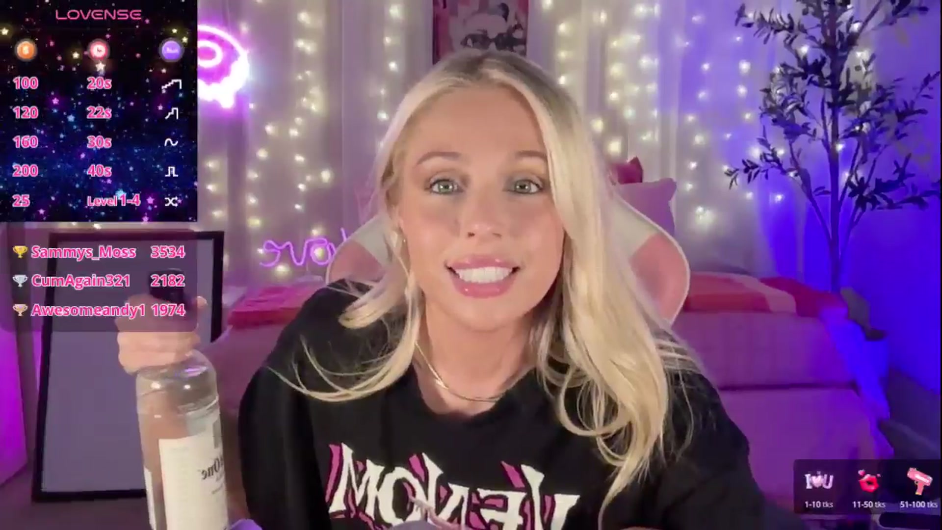 Gallery image thumbnail from Kylie_Baby's myfreecams stream on, 09/16/2024, 01:30 image 12 of 20