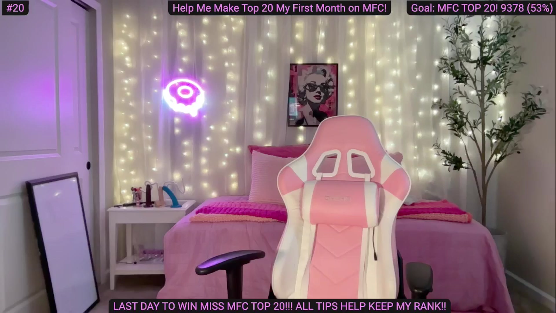 Gallery image thumbnail from Kylie_Baby's myfreecams stream on, 09/30/2024, 18:17 image 18 of 20