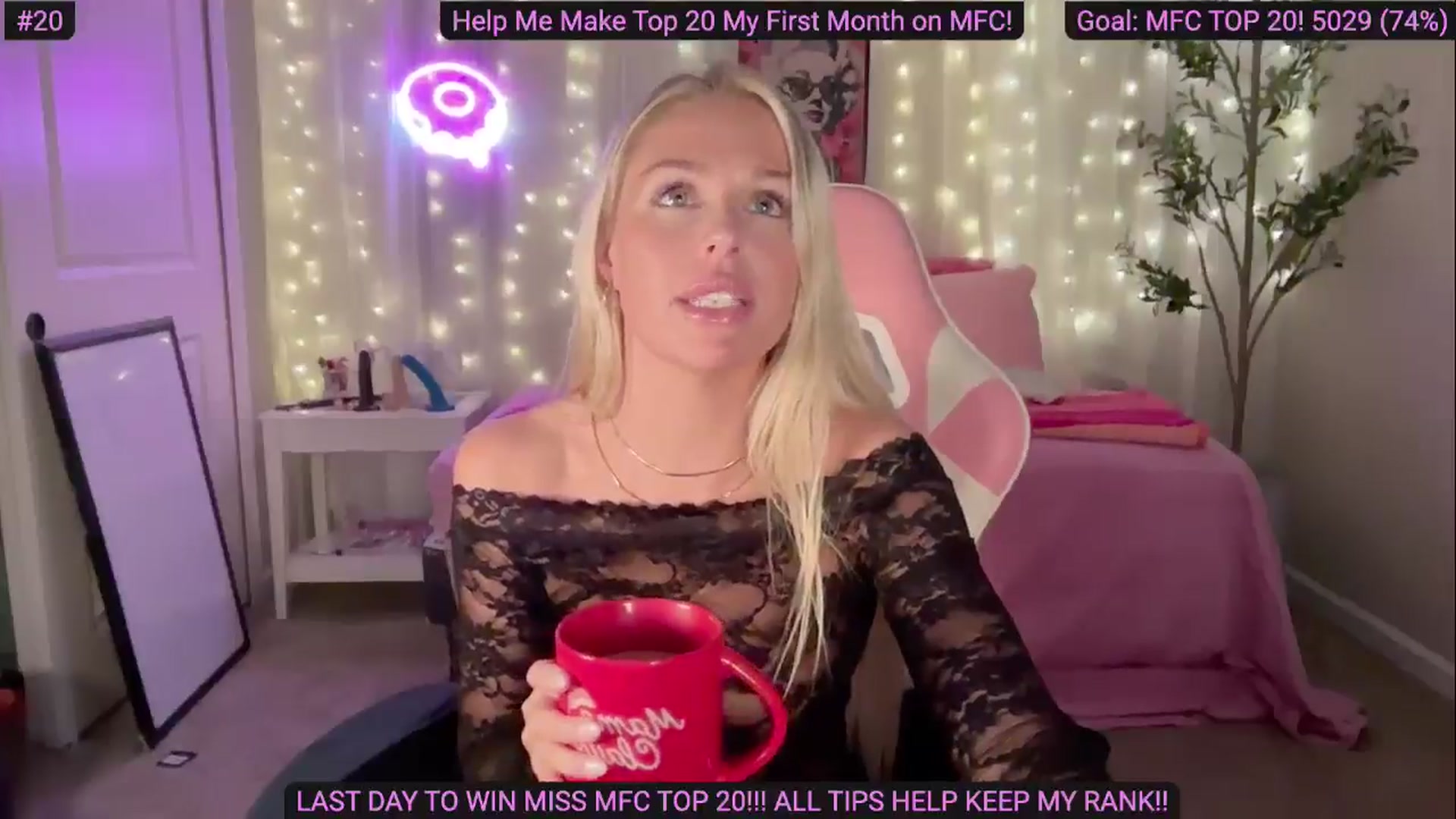 Gallery image thumbnail from Kylie_Baby's myfreecams stream on, 09/30/2024, 21:29 image 11 of 20