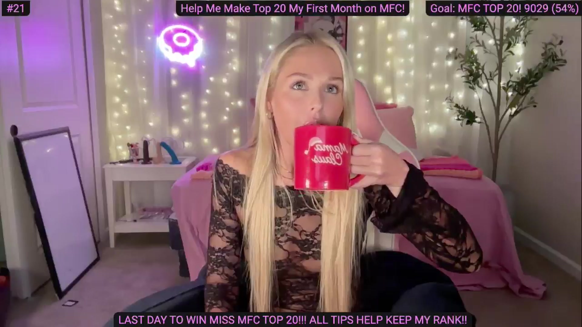 Gallery image thumbnail from Kylie_Baby's myfreecams stream on, 09/30/2024, 21:29 image 6 of 20