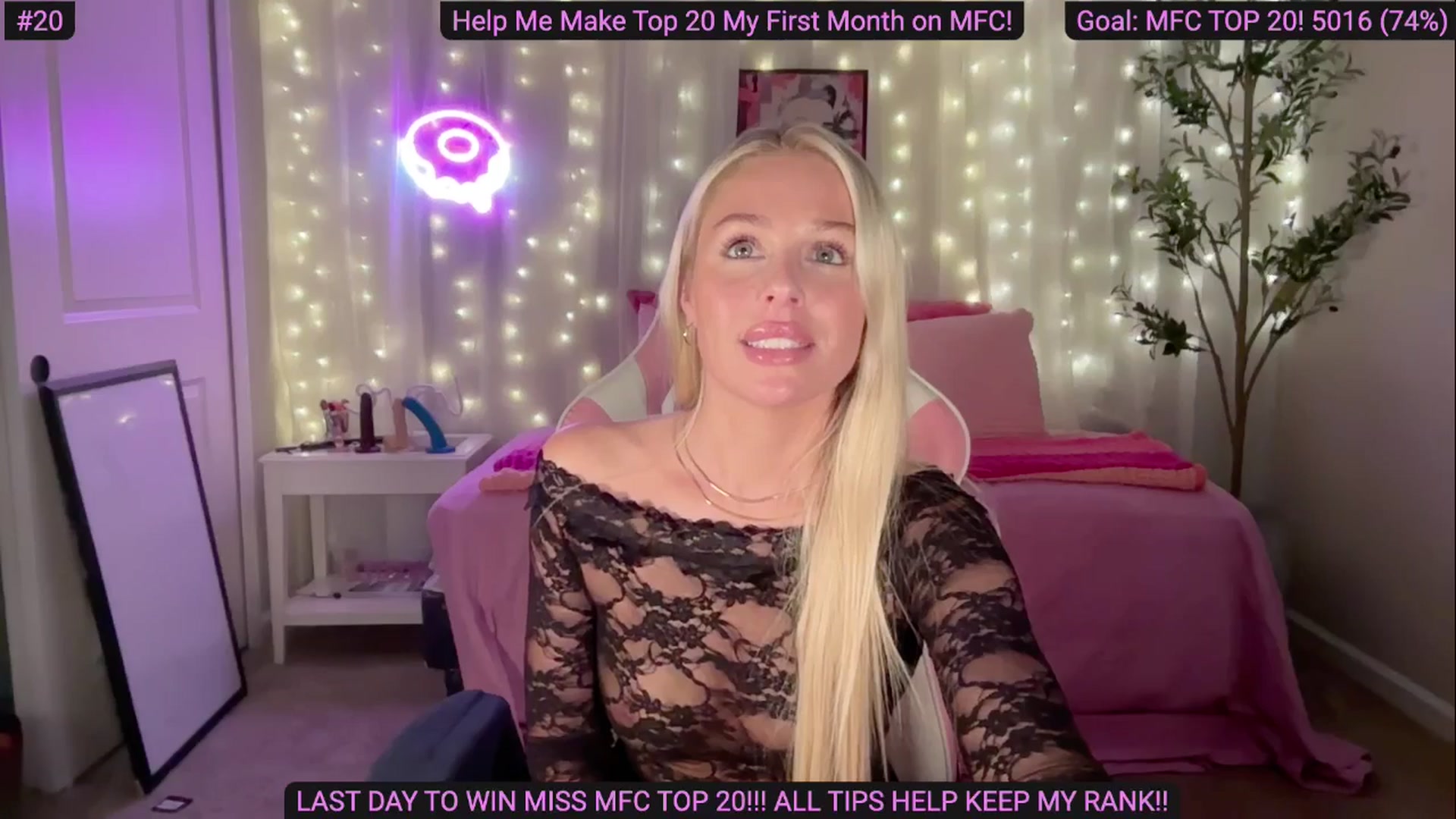 Gallery image thumbnail from Kylie_Baby's myfreecams stream on, 09/30/2024, 23:26 image 2 of 20
