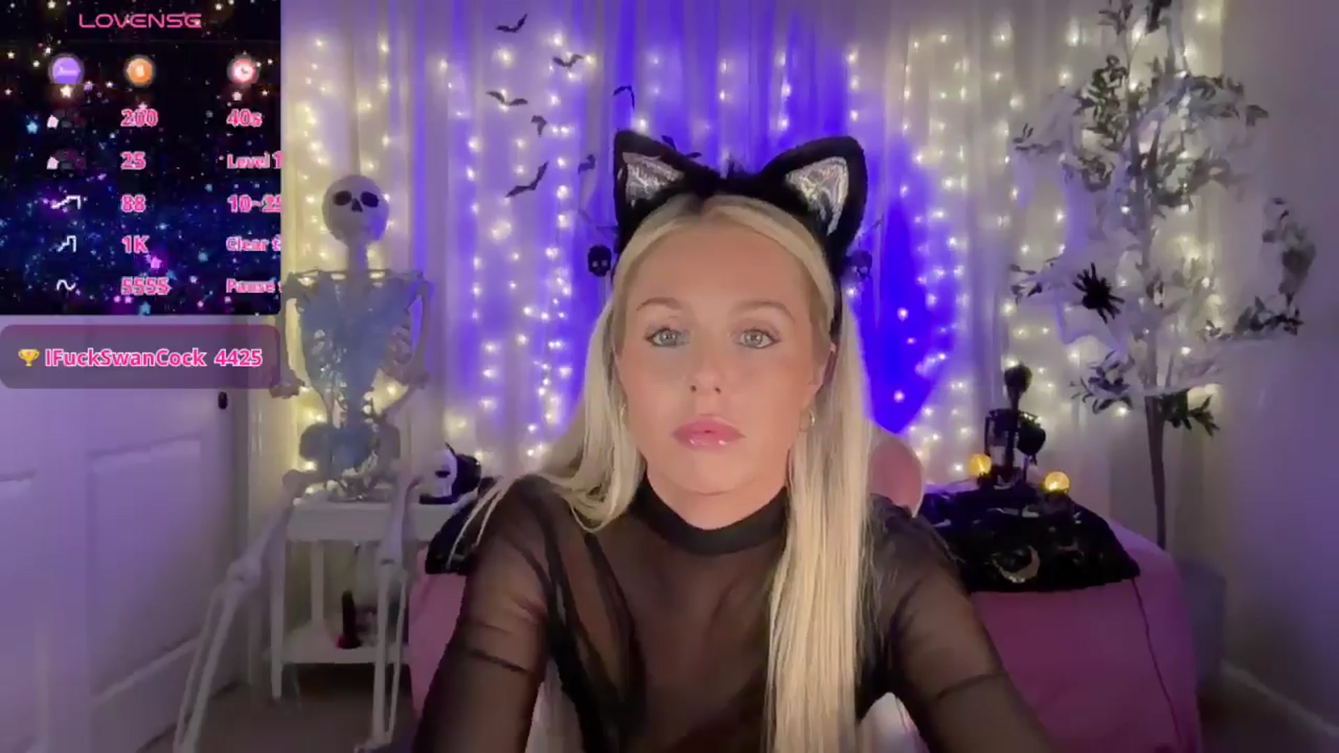Gallery image thumbnail from Kylie_Baby's myfreecams stream on, 10/05/2024, 24:00 image 2 of 20