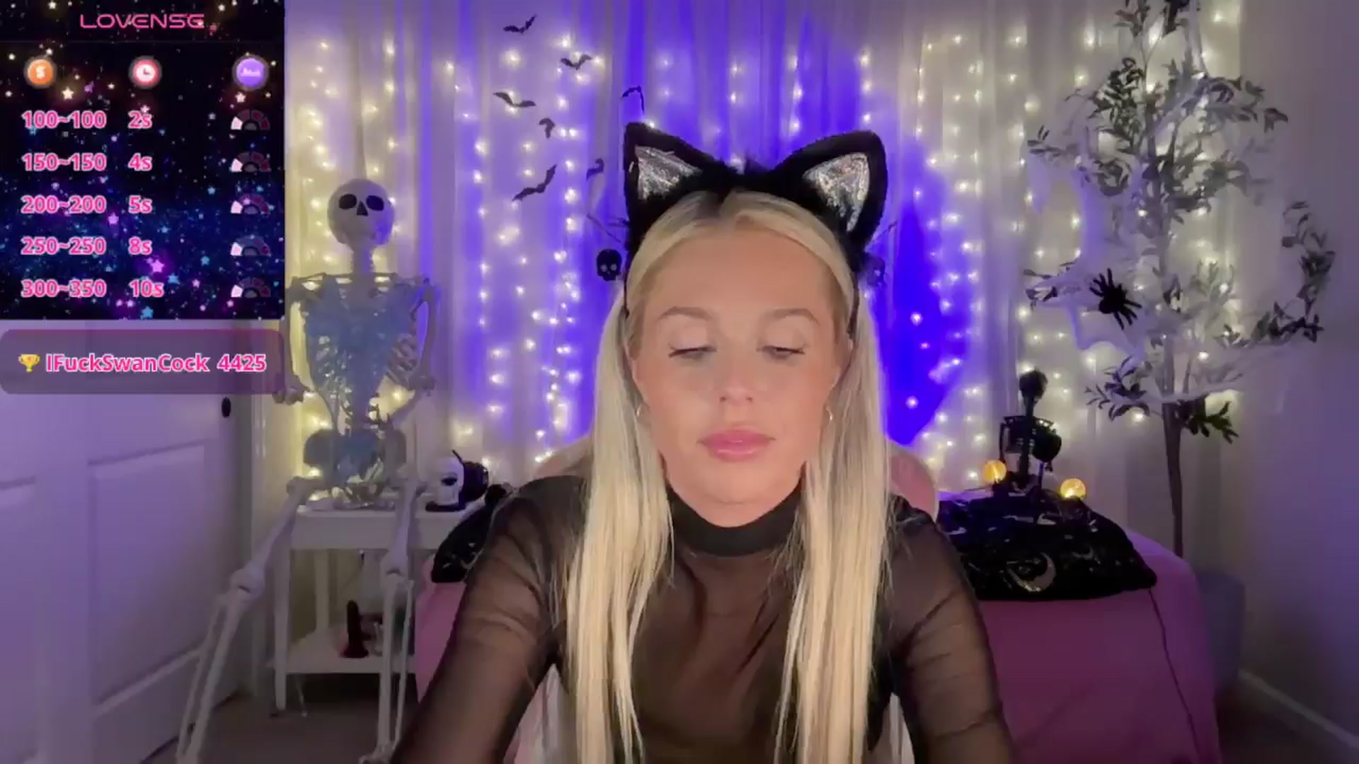 Gallery image thumbnail from Kylie_Baby's myfreecams stream on, 10/05/2024, 24:00 image 11 of 20