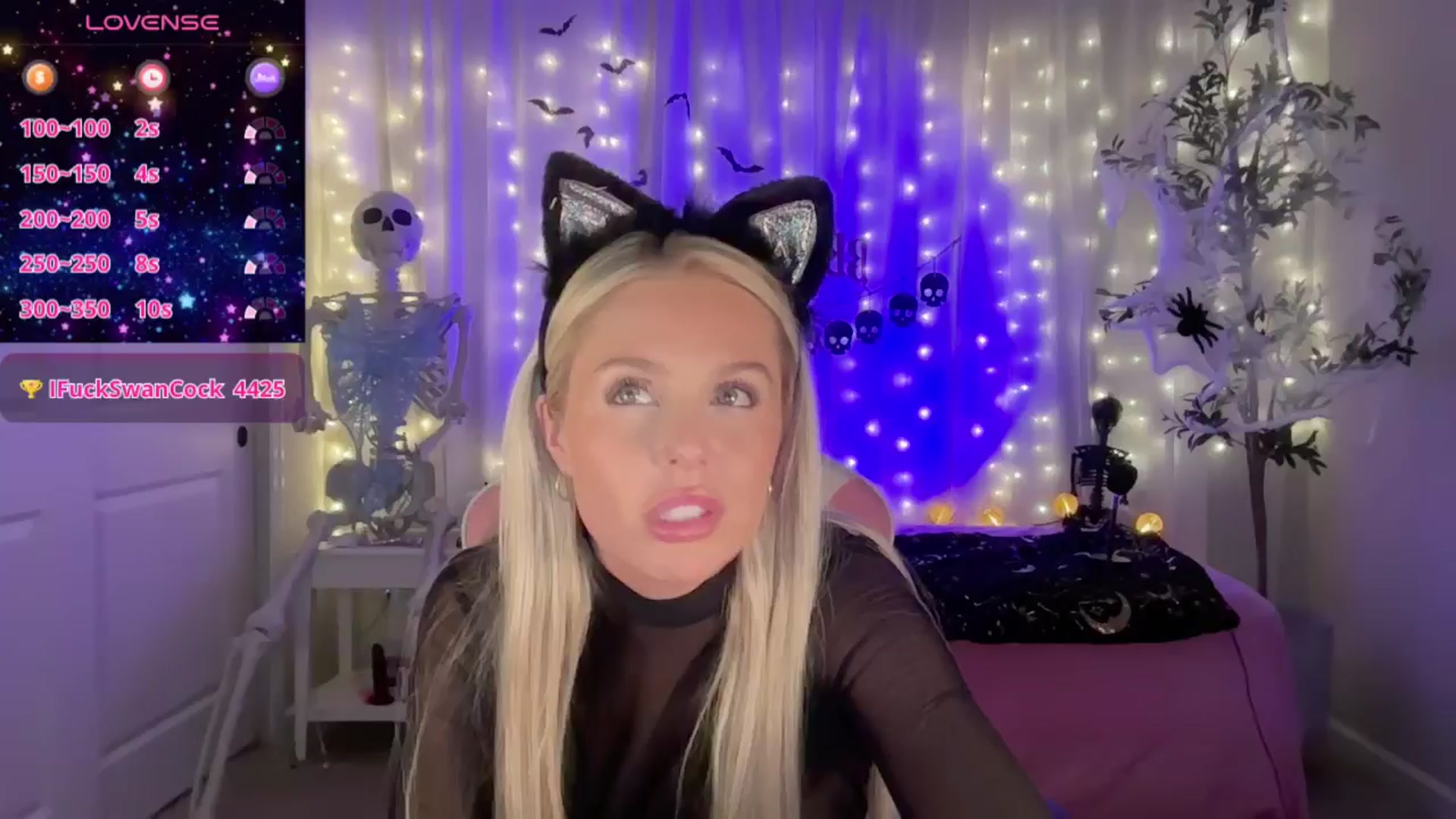Gallery image thumbnail from Kylie_Baby's myfreecams stream on, 10/05/2024, 02:24 image 1 of 20