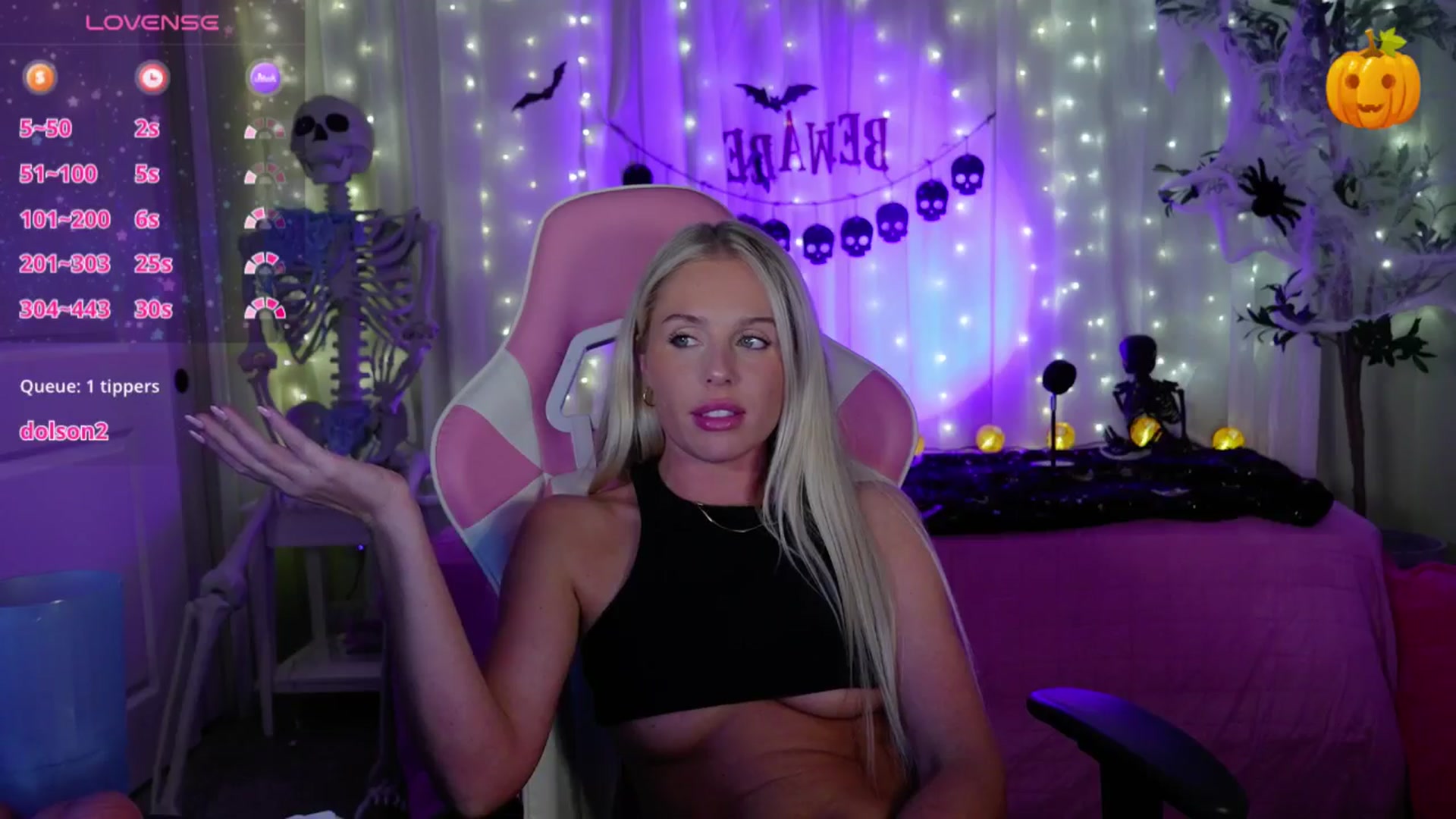 Gallery image thumbnail from Kylie_Baby's myfreecams stream on, 10/08/2024, 24:01 image 5 of 20