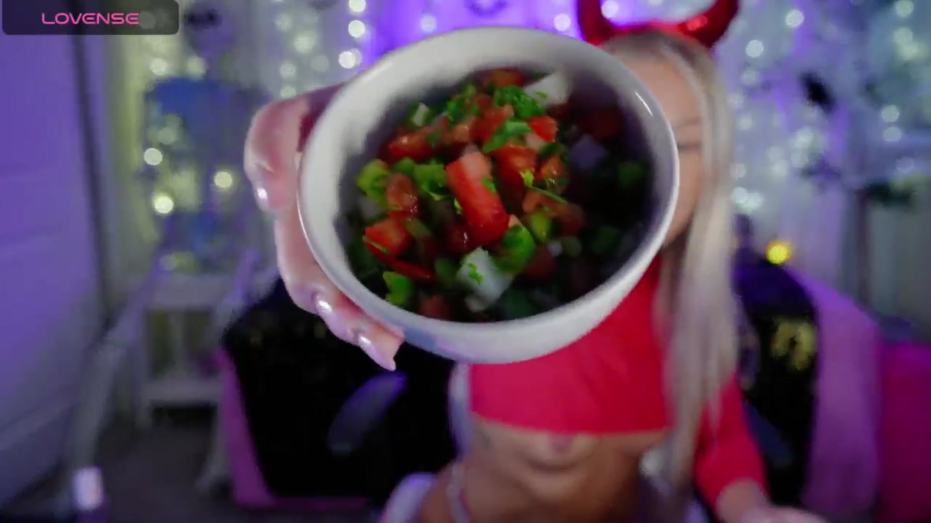 Gallery image thumbnail from Kylie_Baby's myfreecams stream on, 10/13/2024, 19:21 image 6 of 20