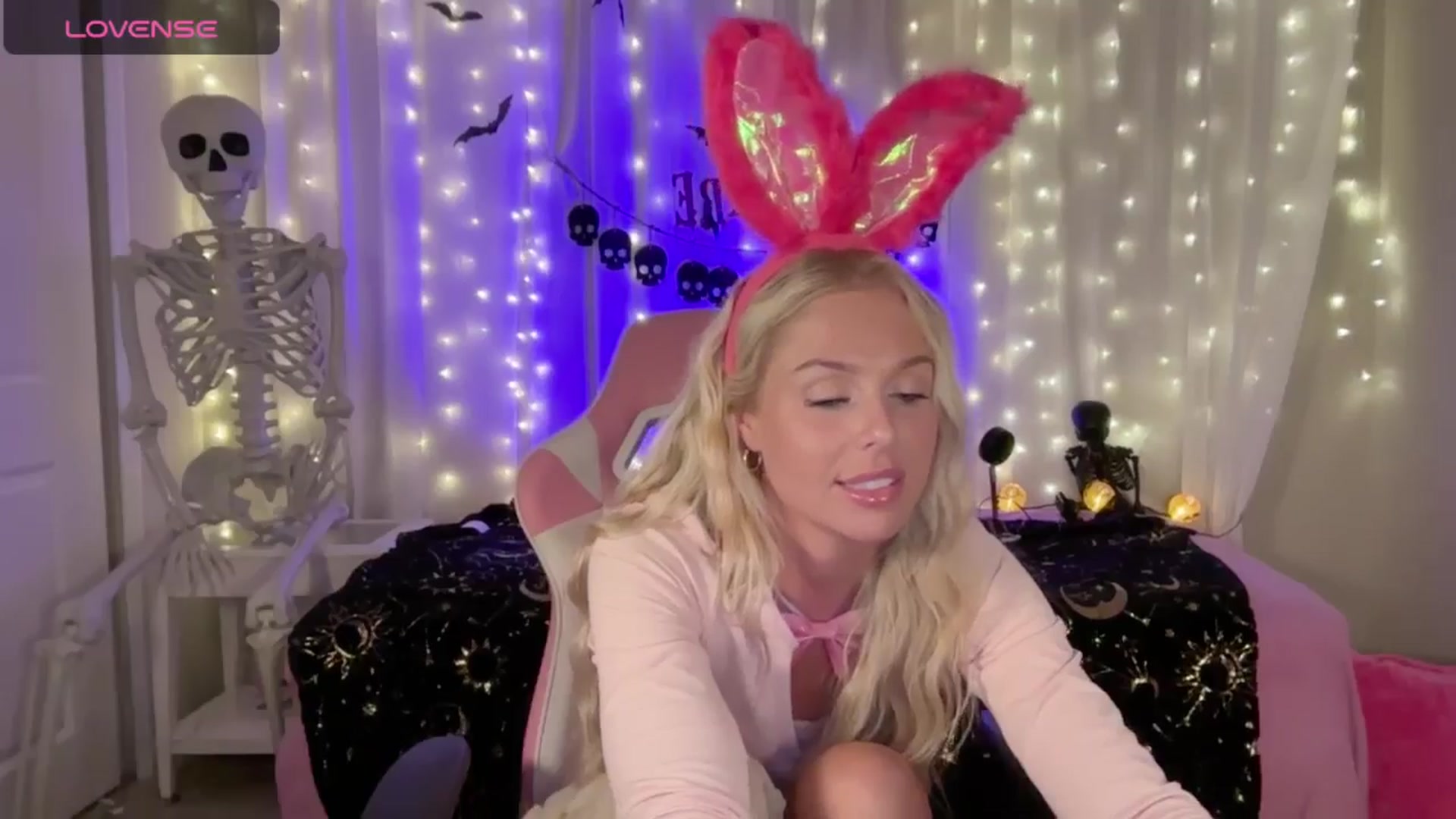 Gallery image thumbnail from Kylie_Baby's myfreecams stream on, 10/27/2024, 06:07 image 2 of 20