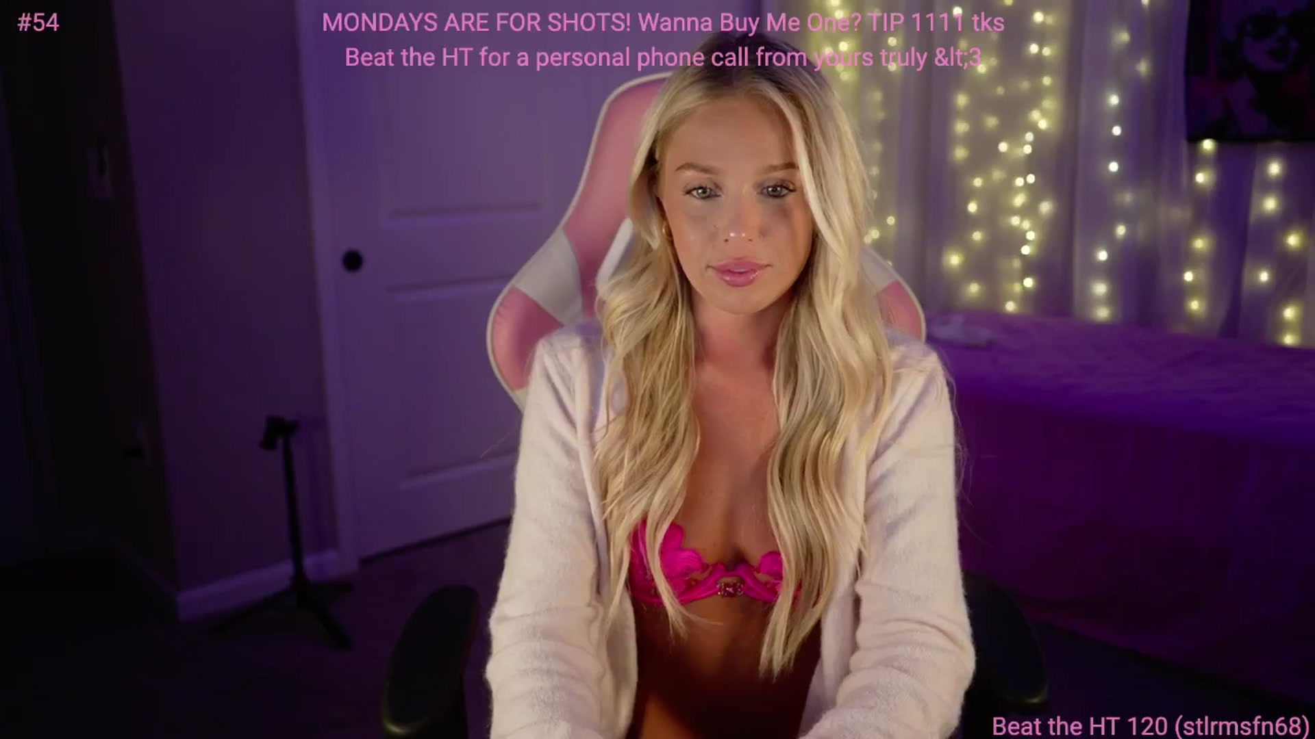 Gallery image thumbnail from Kylie_Baby's myfreecams stream on, 11/12/2024, 02:57 image 10 of 20