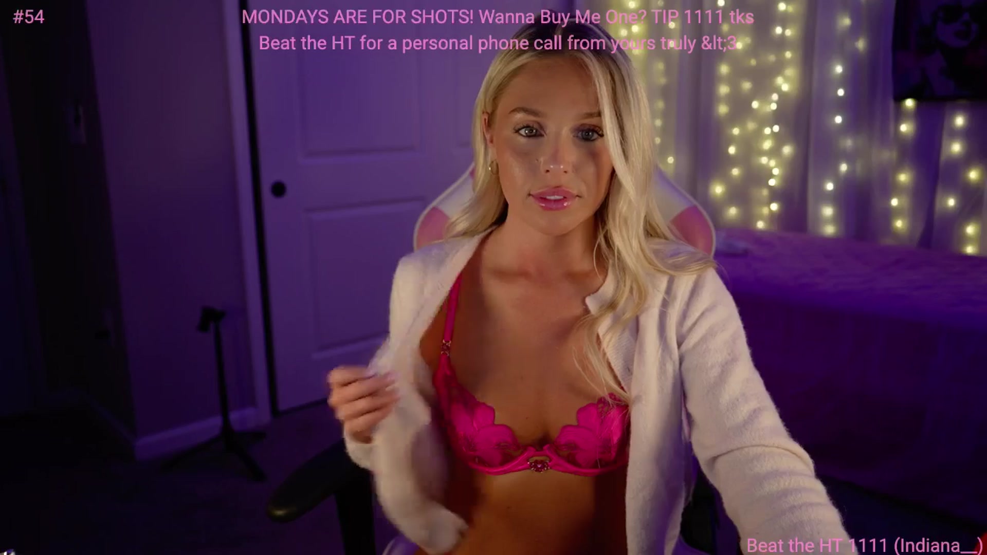 Gallery image thumbnail from Kylie_Baby's myfreecams stream on, 11/12/2024, 04:16 image 9 of 20