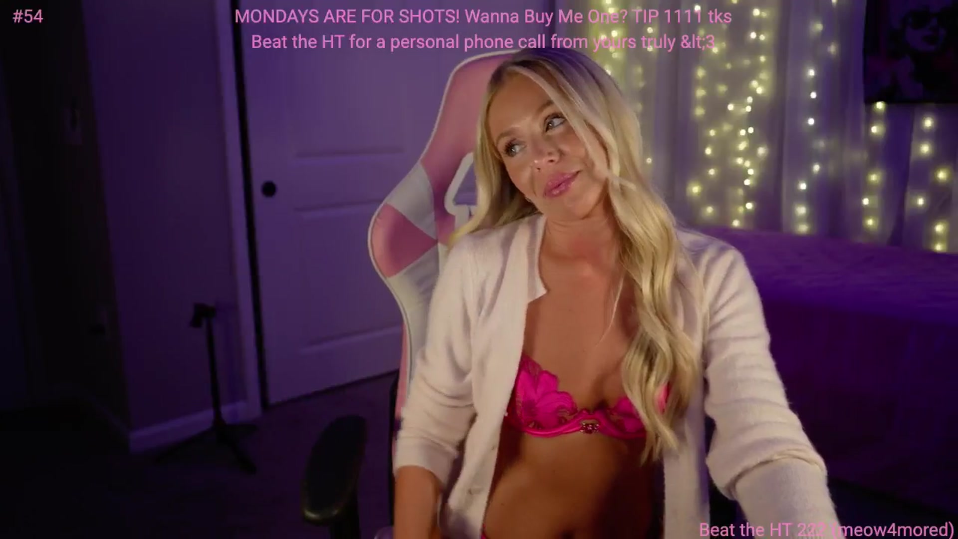 Gallery image thumbnail from Kylie_Baby's myfreecams stream on, 11/12/2024, 04:16 image 3 of 20