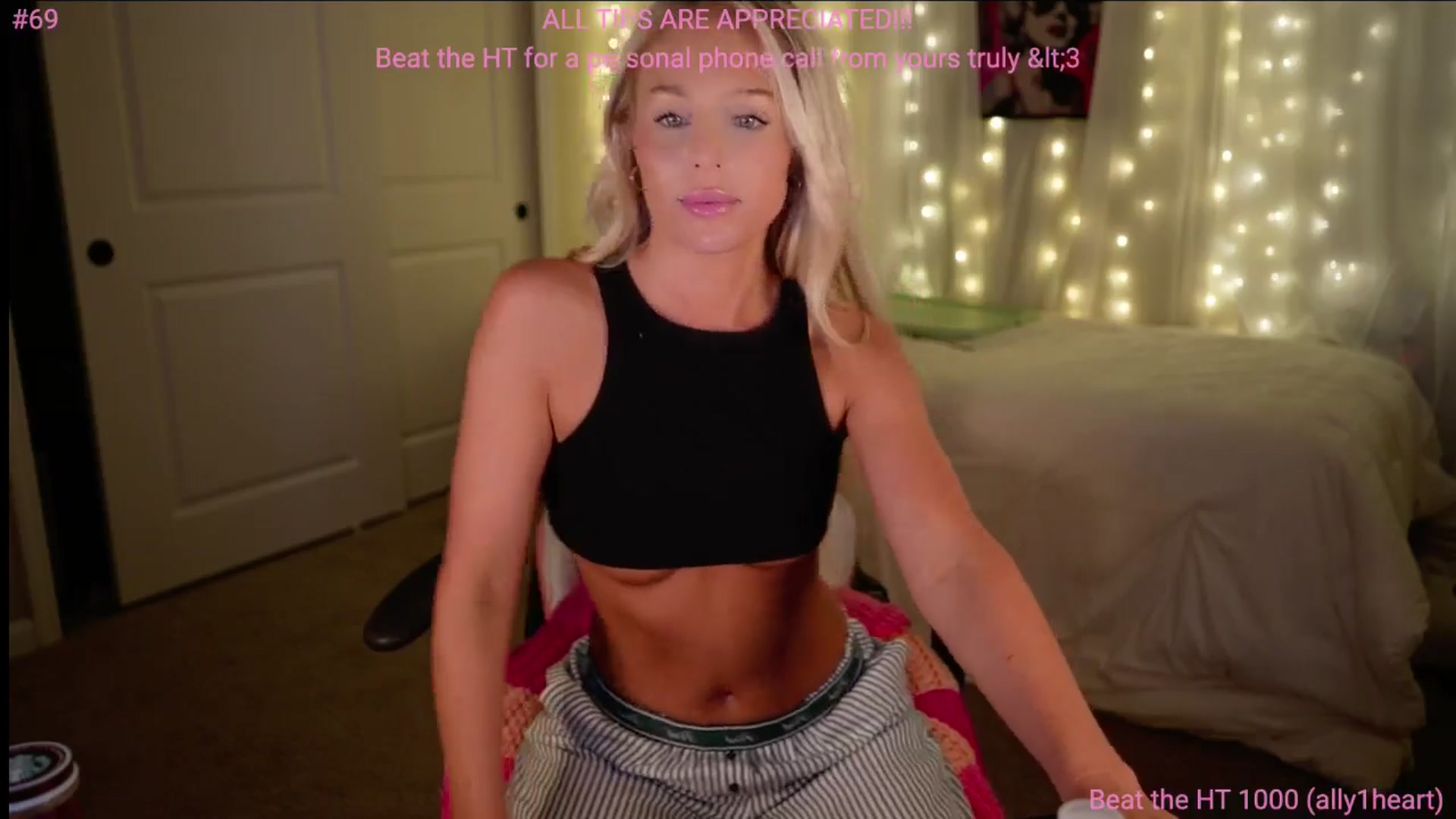 Gallery image thumbnail from Kylie_Baby's myfreecams stream on, 11/22/2024, 17:04 image 11 of 20