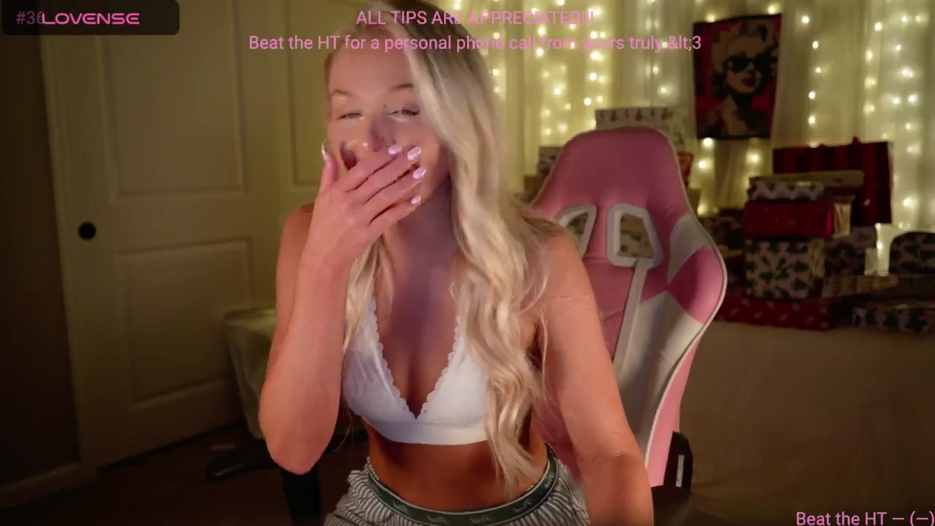 Gallery image thumbnail from Kylie_Baby's myfreecams stream on, 12/15/2024, 05:57 image 2 of 20
