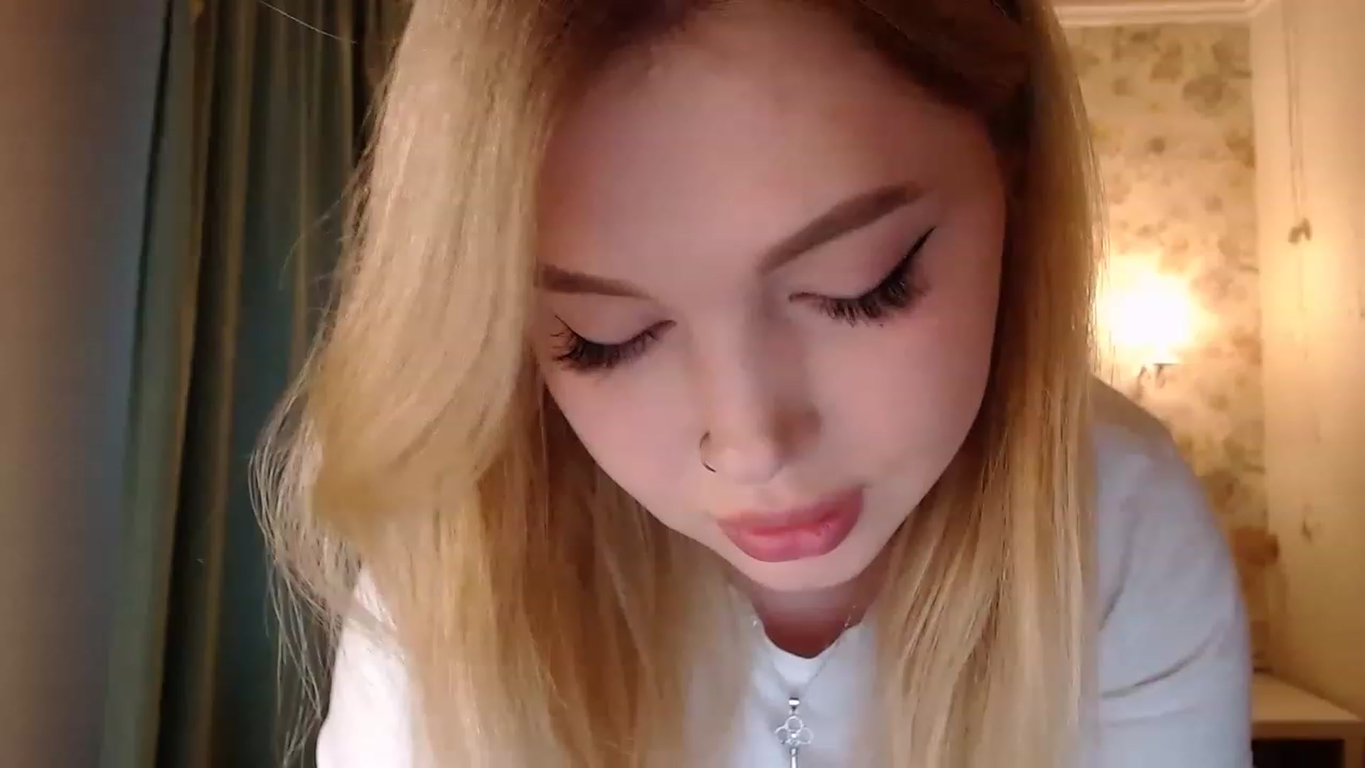 Gallery image thumbnail from Kylie_Lu's myfreecams stream on, 11/19/2022, 13:56 image 11 of 20