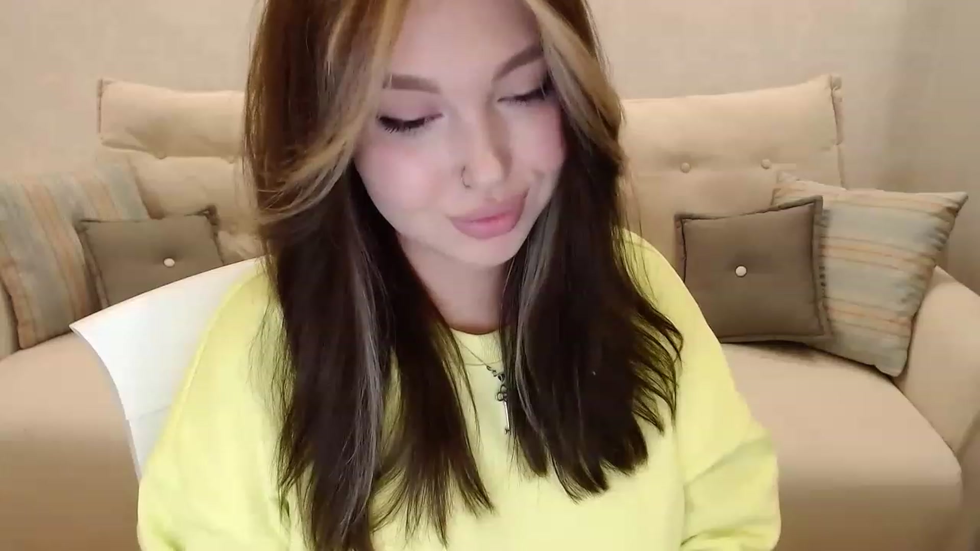 Gallery image thumbnail from Kylie_Lu's myfreecams stream on, 05/19/2023, 22:28 image 10 of 20