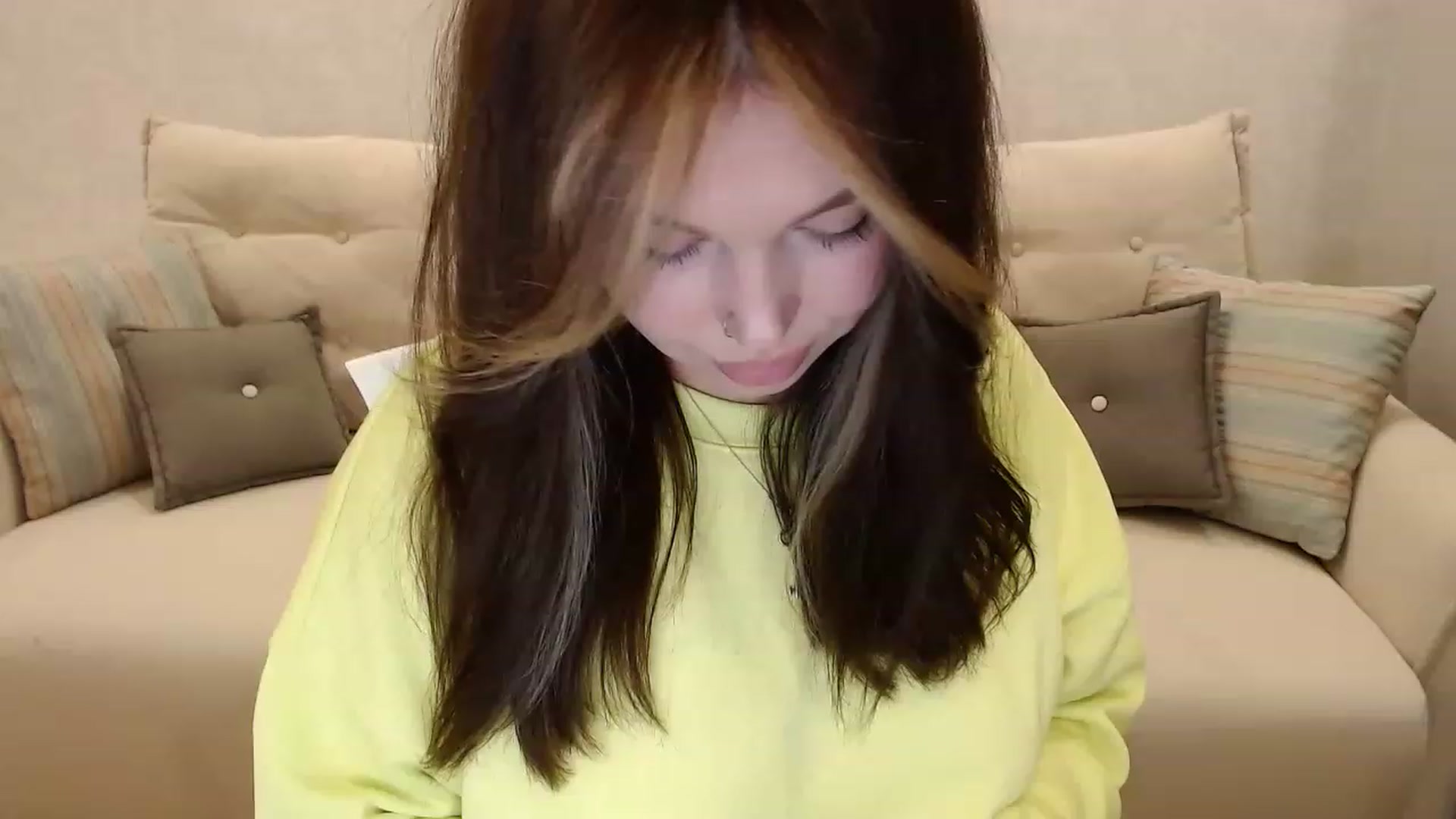 Gallery image thumbnail from Kylie_Lu's myfreecams stream on, 05/19/2023, 22:28 image 16 of 20