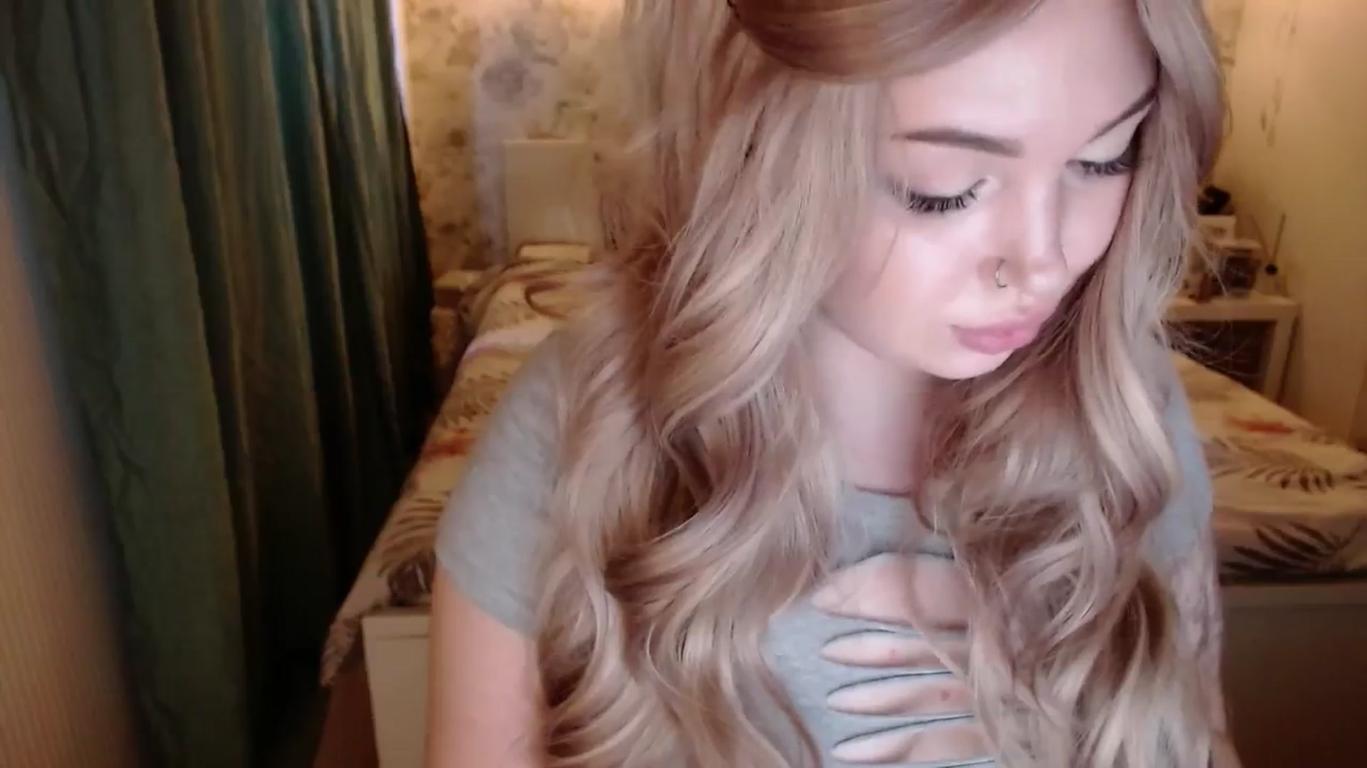 Gallery image thumbnail from Kylie_Lu's myfreecams stream on, 06/08/2024, 14:12 image 17 of 20