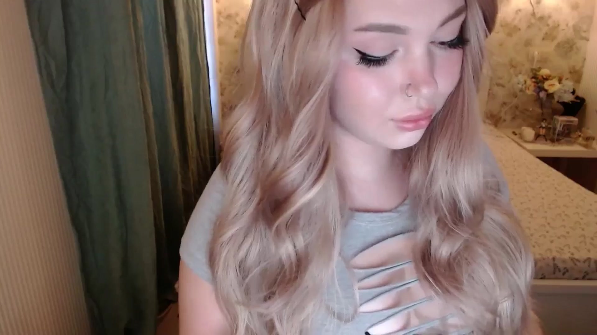 Gallery image thumbnail from Kylie_Lu's myfreecams stream on, 07/06/2024, 14:54 image 5 of 20
