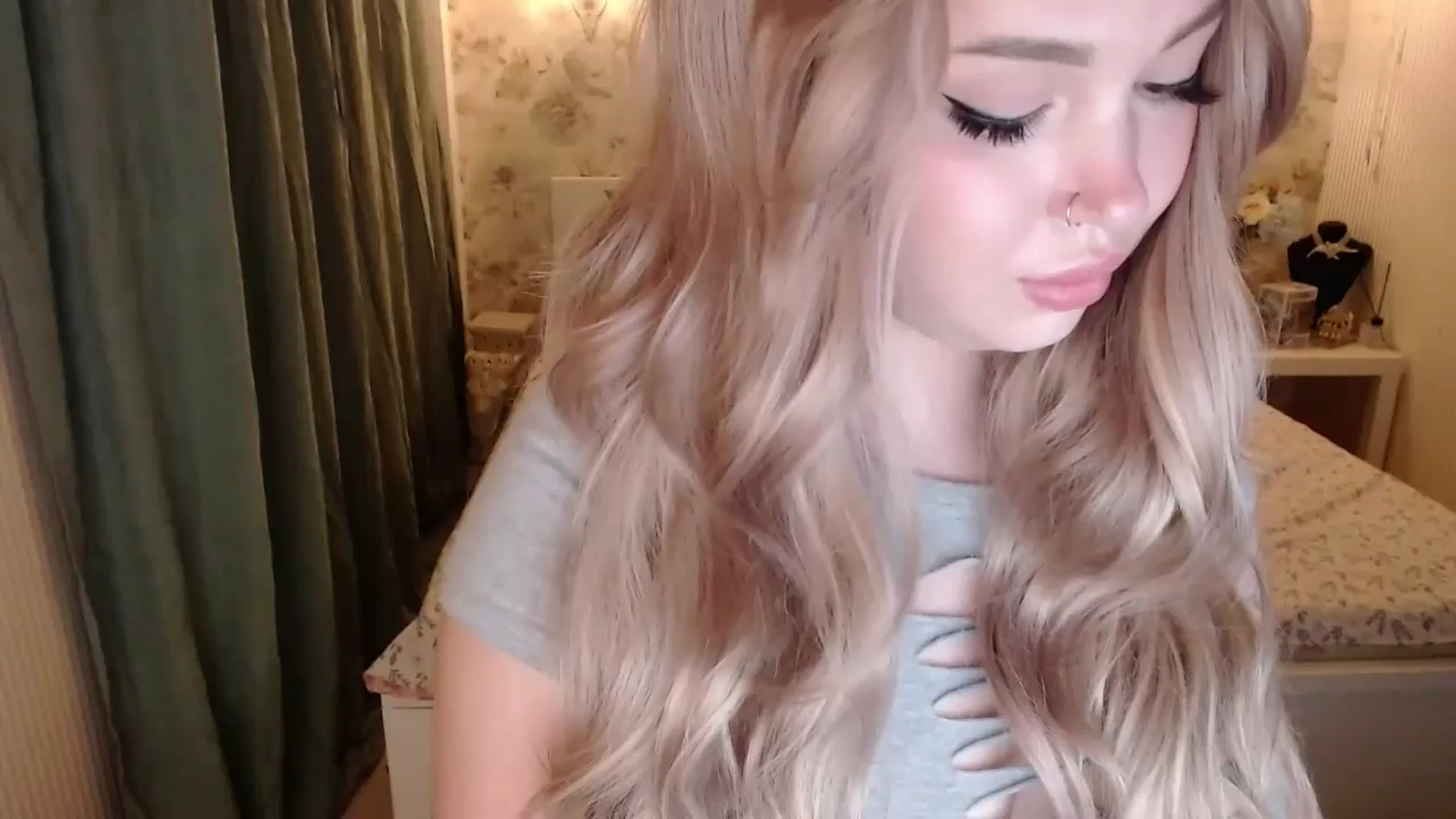 Gallery image thumbnail from Kylie_Lu's myfreecams stream on, 07/06/2024, 21:36 image 20 of 20