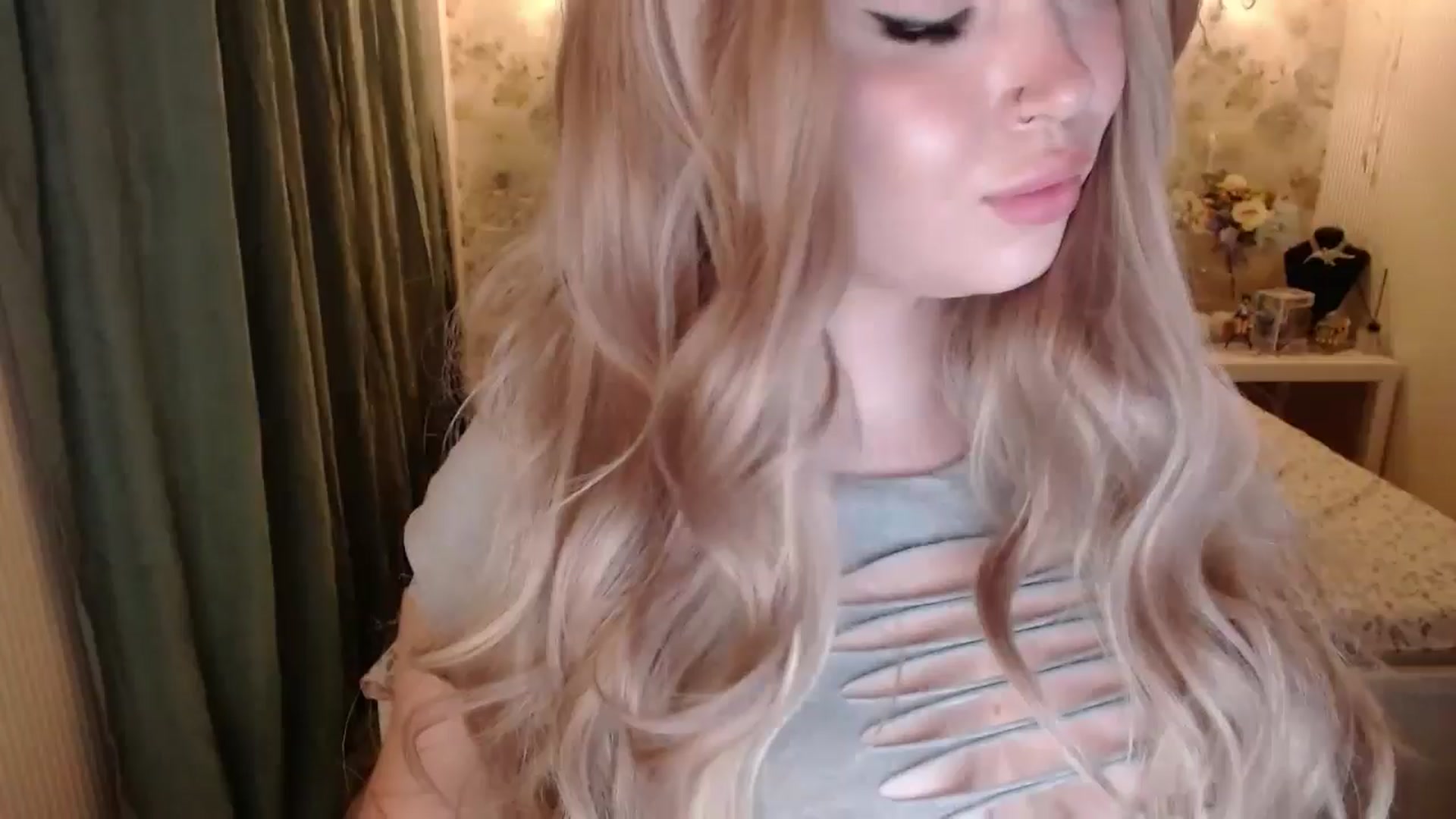 Gallery image thumbnail from Kylie_Lu's myfreecams stream on, 07/06/2024, 22:59 image 19 of 20