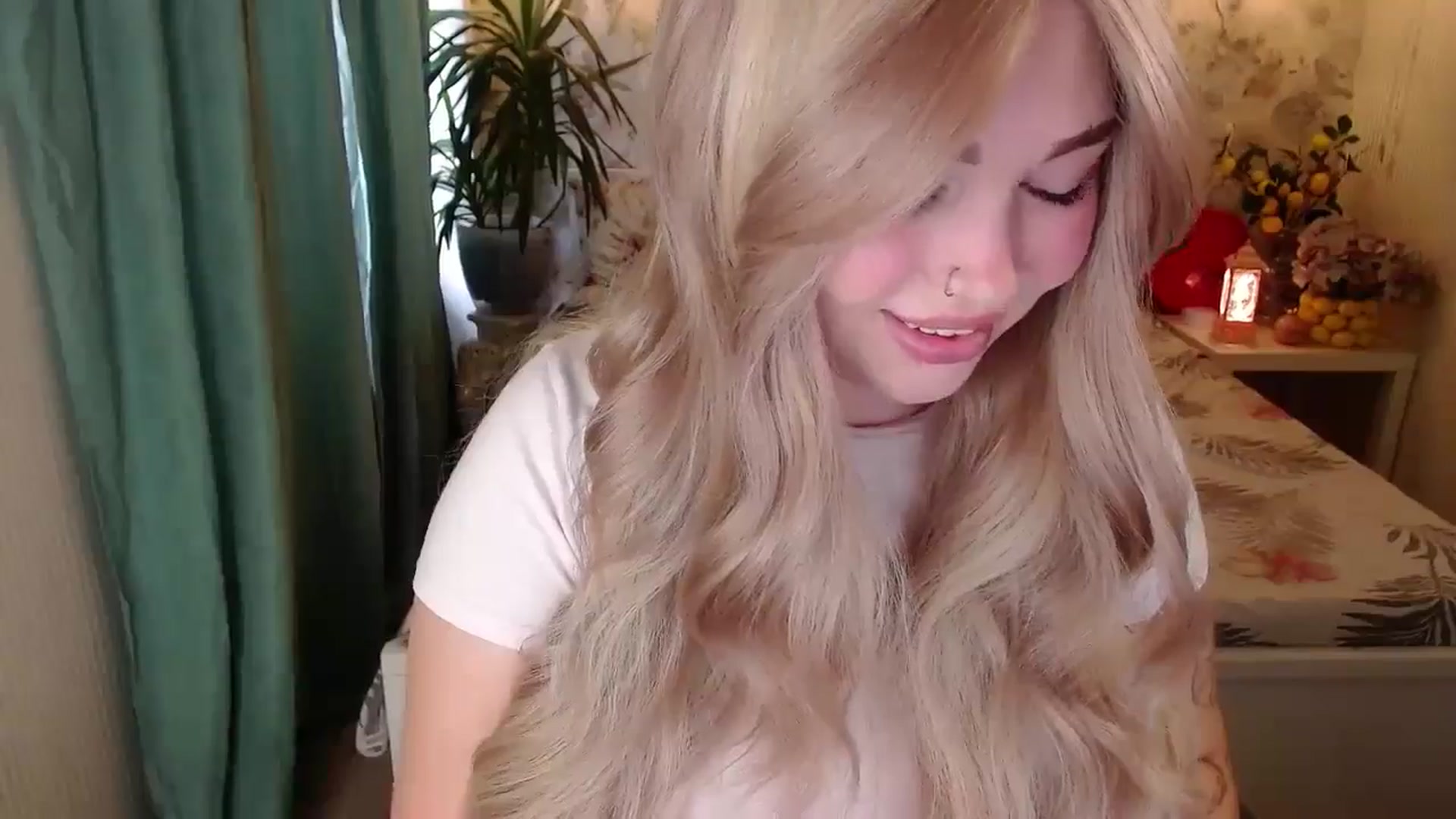 Gallery image thumbnail from Kylie_Lu's myfreecams stream on, 08/31/2024, 10:32 image 11 of 20