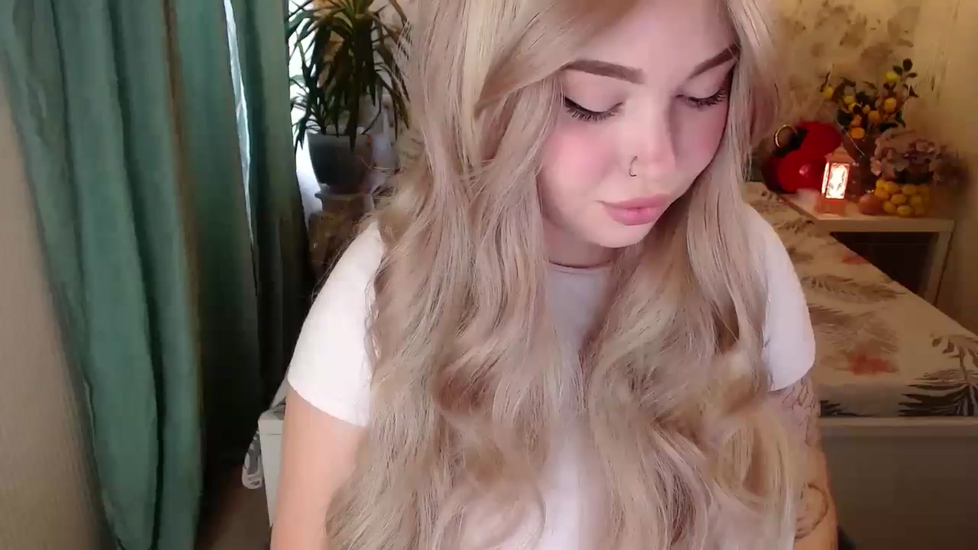 Gallery image thumbnail from Kylie_Lu's myfreecams stream on, 08/31/2024, 10:32 image 13 of 20
