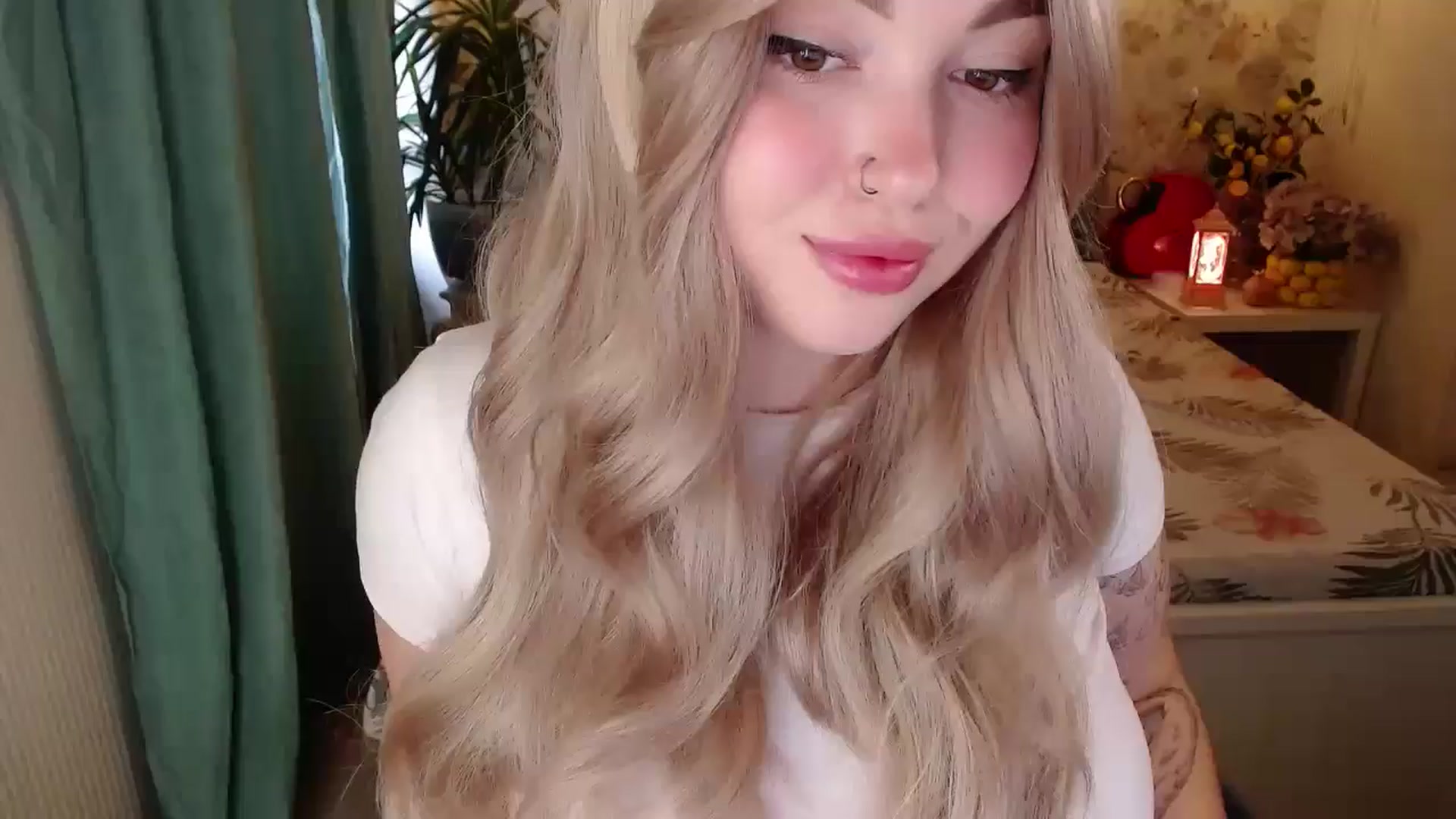 Gallery image thumbnail from Kylie_Lu's myfreecams stream on, 08/31/2024, 11:55 image 8 of 20