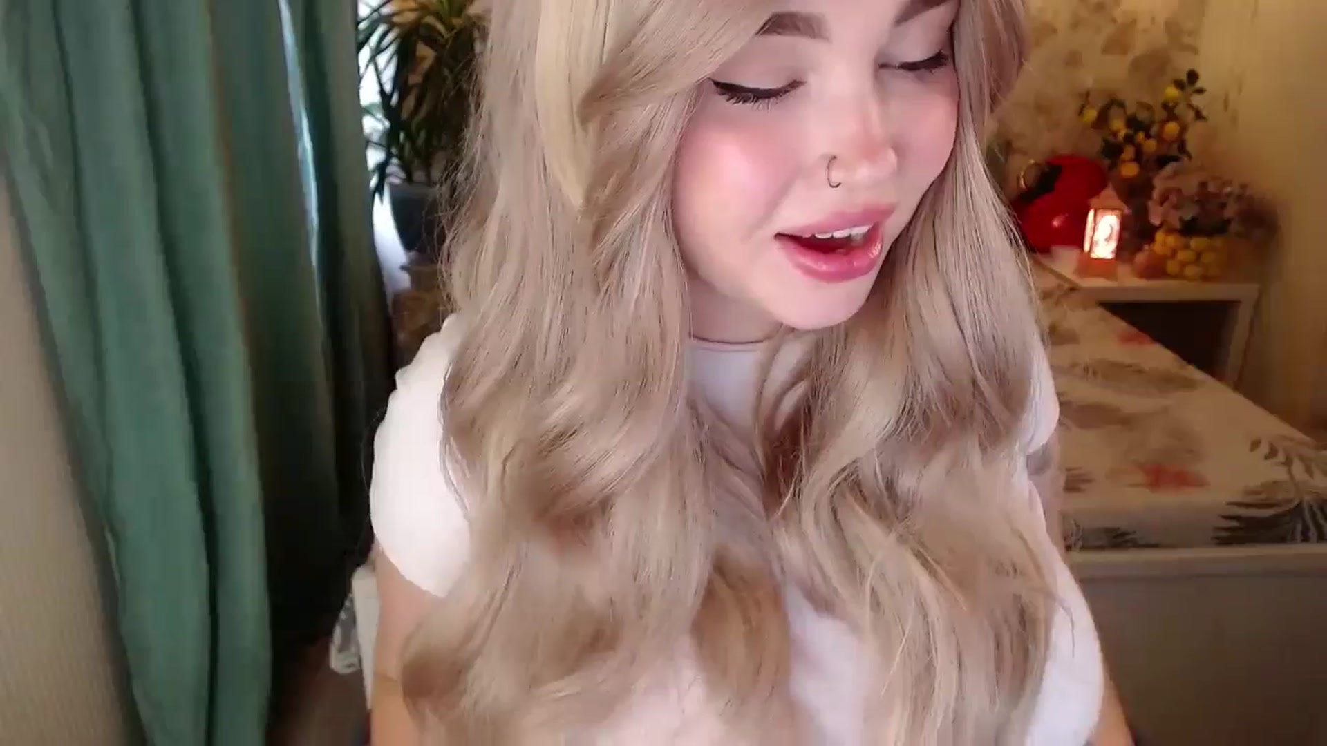Gallery image thumbnail from Kylie_Lu's myfreecams stream on, 08/31/2024, 11:55 image 12 of 20