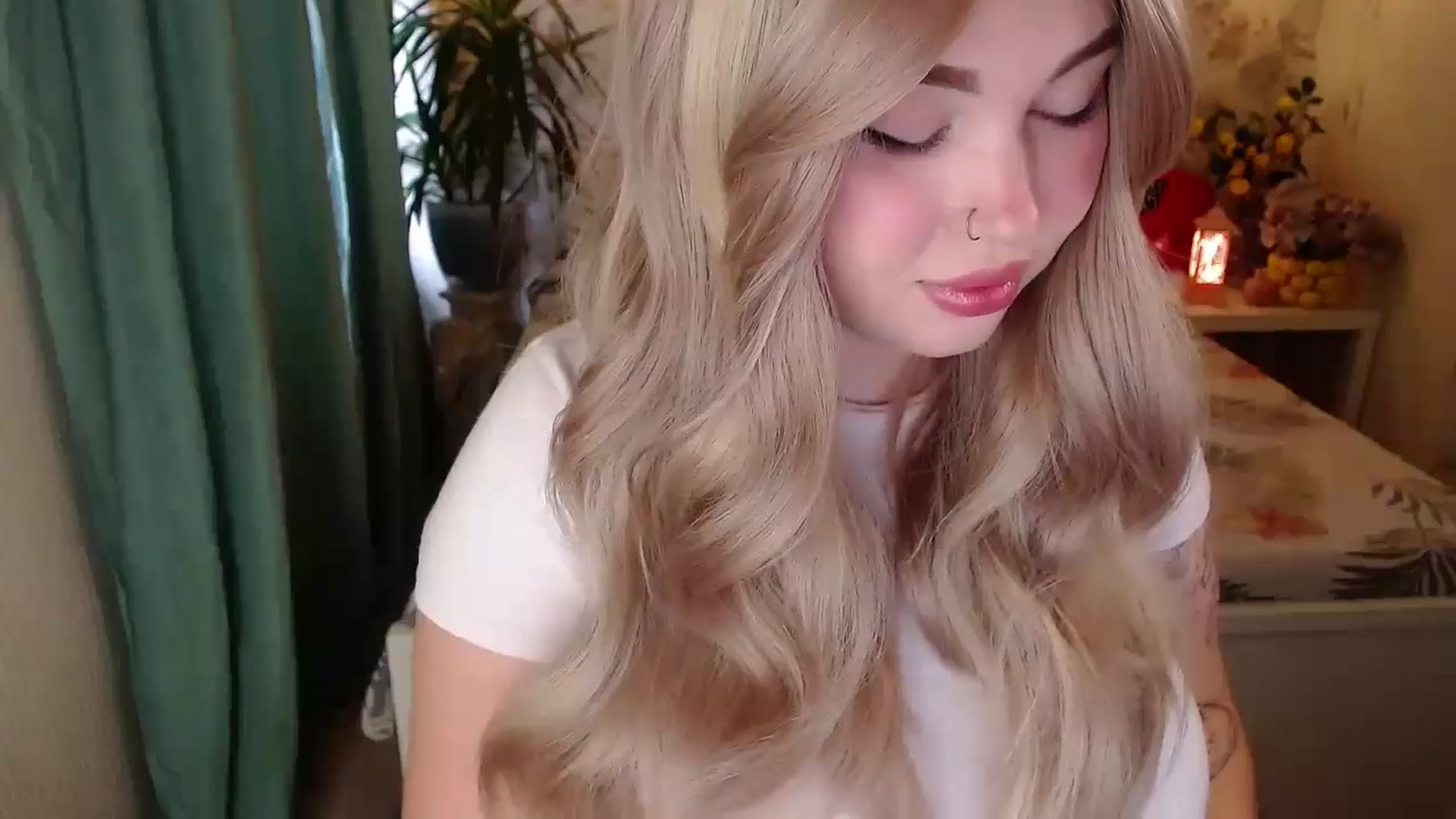 Gallery image thumbnail from Kylie_Lu's myfreecams stream on, 08/31/2024, 11:55 image 2 of 20