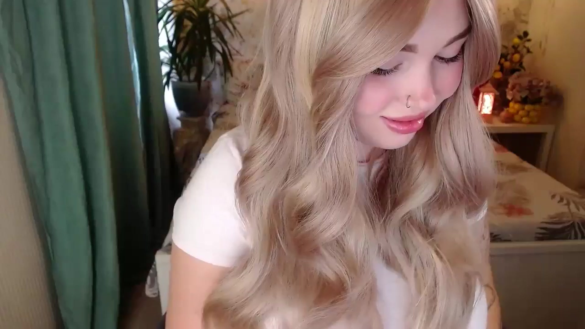 Gallery image thumbnail from Kylie_Lu's myfreecams stream on, 08/31/2024, 11:55 image 3 of 20