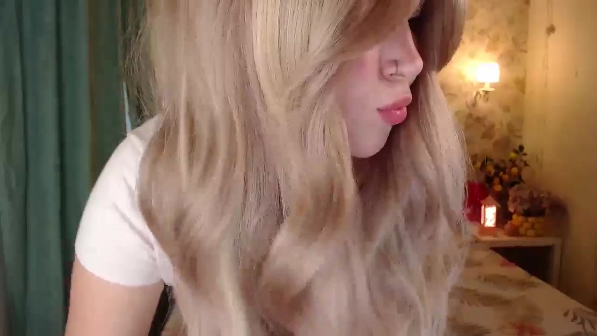 Gallery image thumbnail from Kylie_Lu's myfreecams stream on, 08/31/2024, 12:09 image 5 of 20