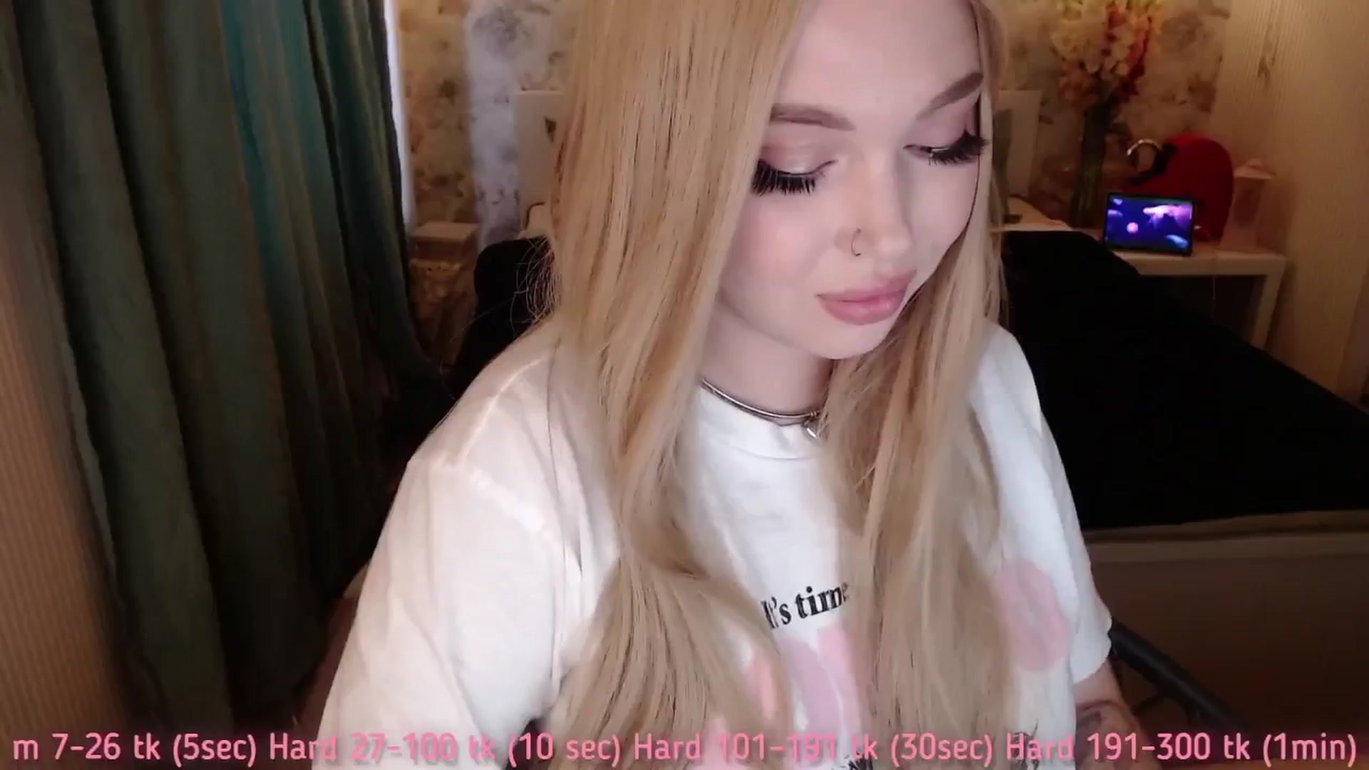 Gallery image thumbnail from Kylie_Lu's myfreecams stream on, 07/20/2025, 10:45 image 15 of 20