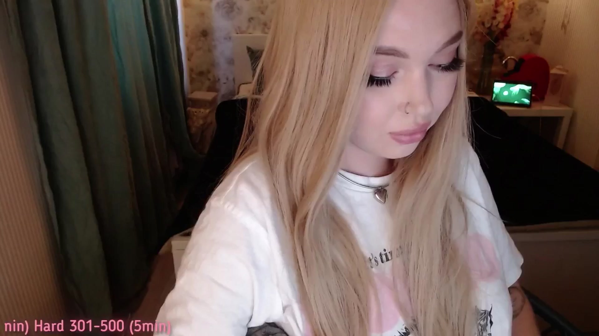 Gallery image thumbnail from Kylie_Lu's myfreecams stream on, 07/20/2025, 10:45 image 1 of 20