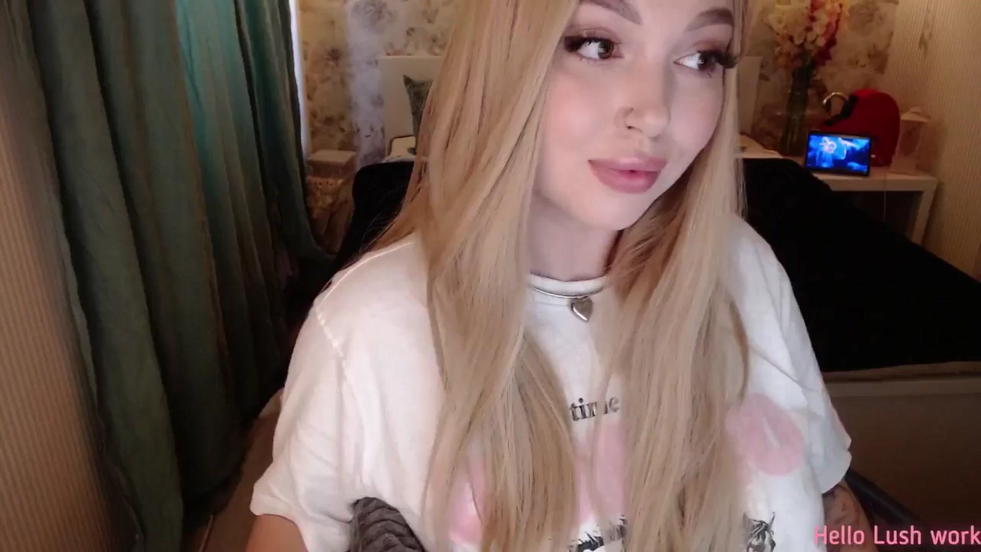 Gallery image thumbnail from Kylie_Lu's myfreecams stream on, 07/20/2025, 10:45 image 5 of 20