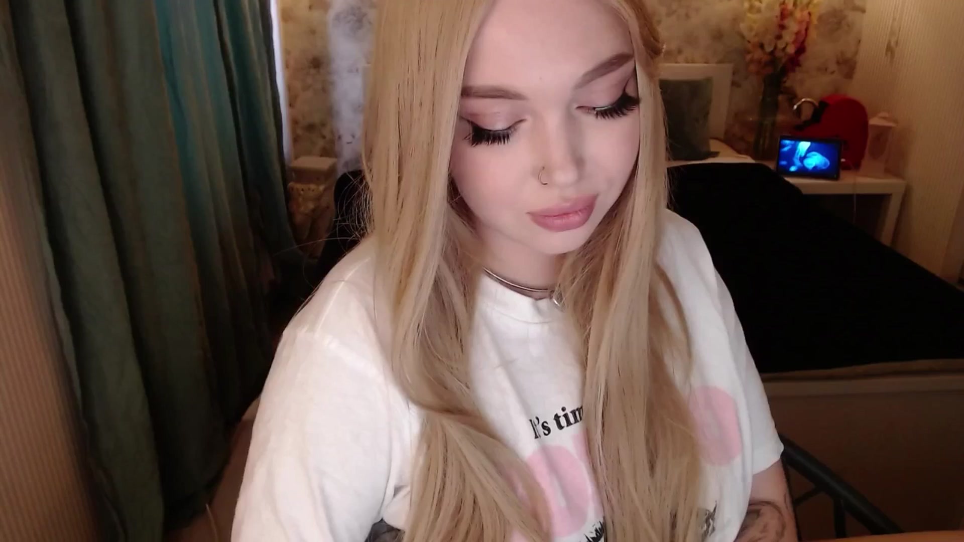 Gallery image thumbnail from Kylie_Lu's myfreecams stream on, 07/20/2025, 10:45 image 14 of 20